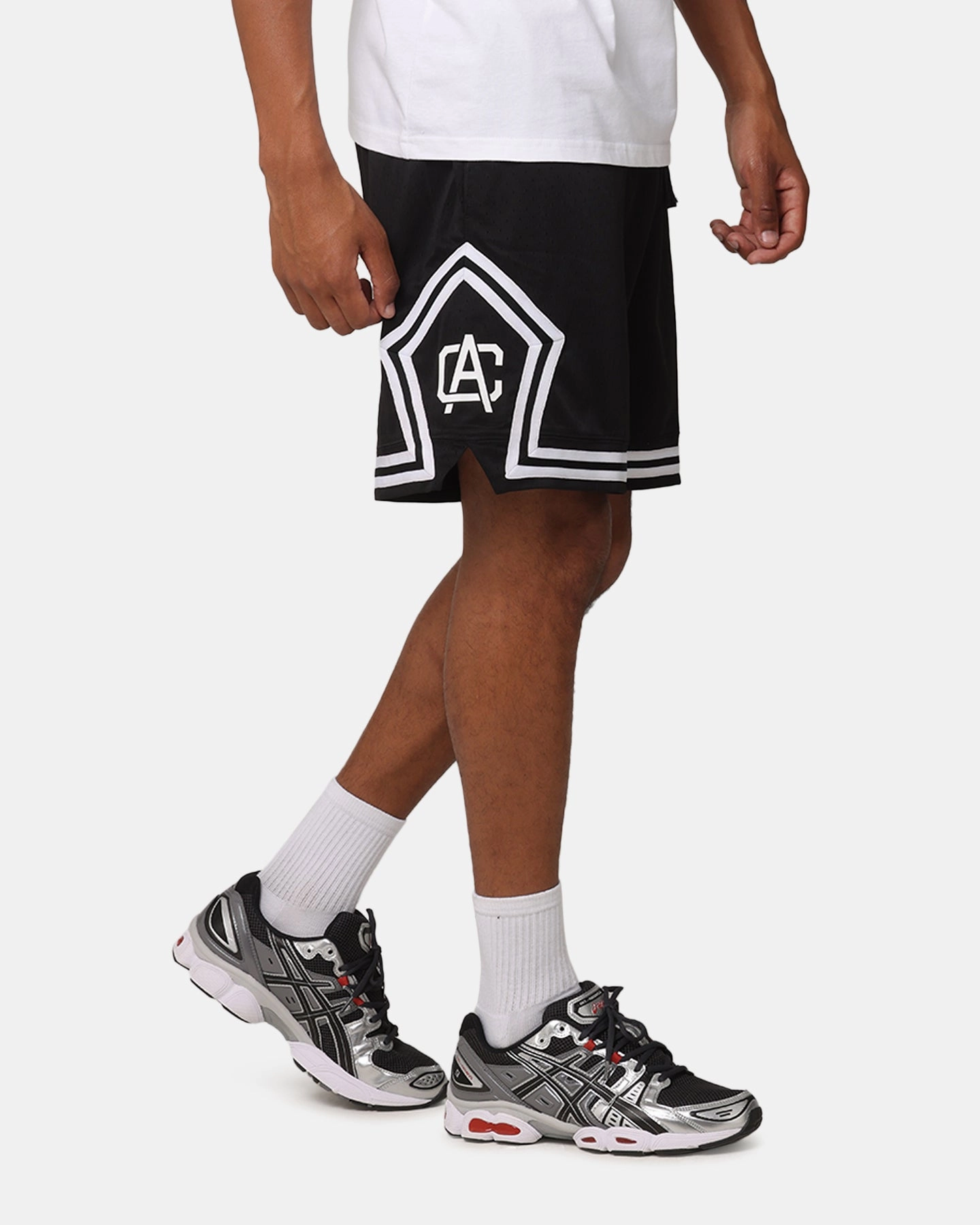 Carre Fold Mesh Basketball Shorts Black/White Tear Resistant Weave Fresh Look