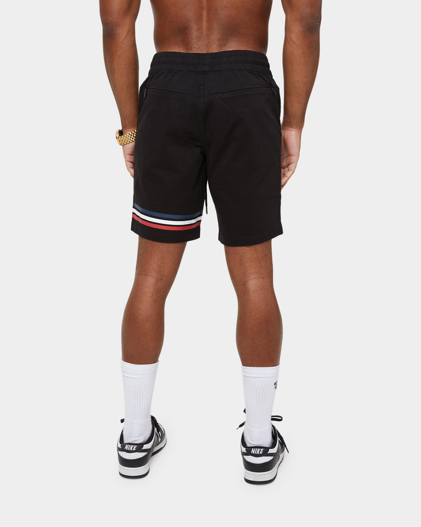 vacation look Carre Insigne Walk Shorts Black