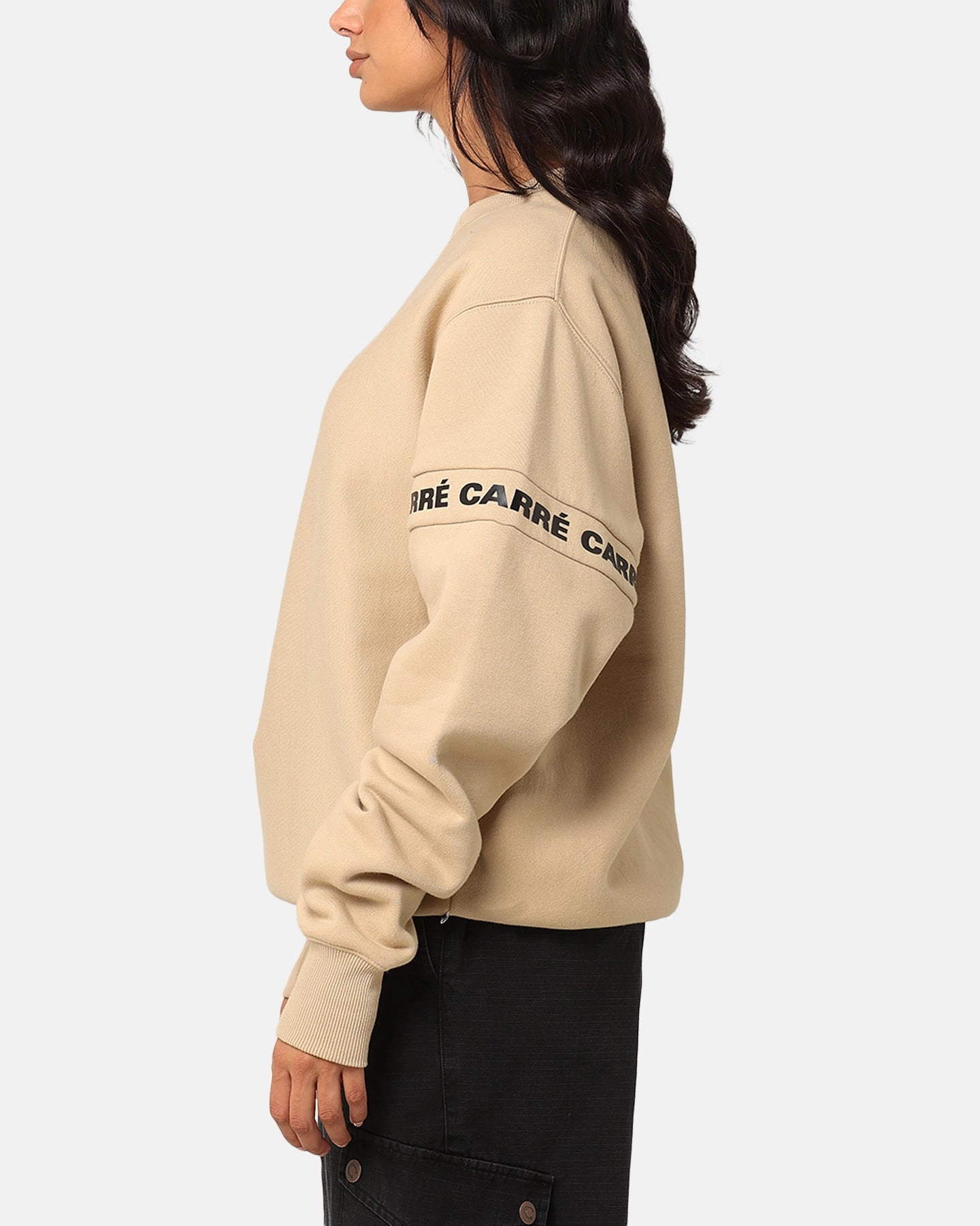 Carre La Manche 2.0 Crewneck Stone Chilly Layer Look Ergonomic Sleeve Engineering