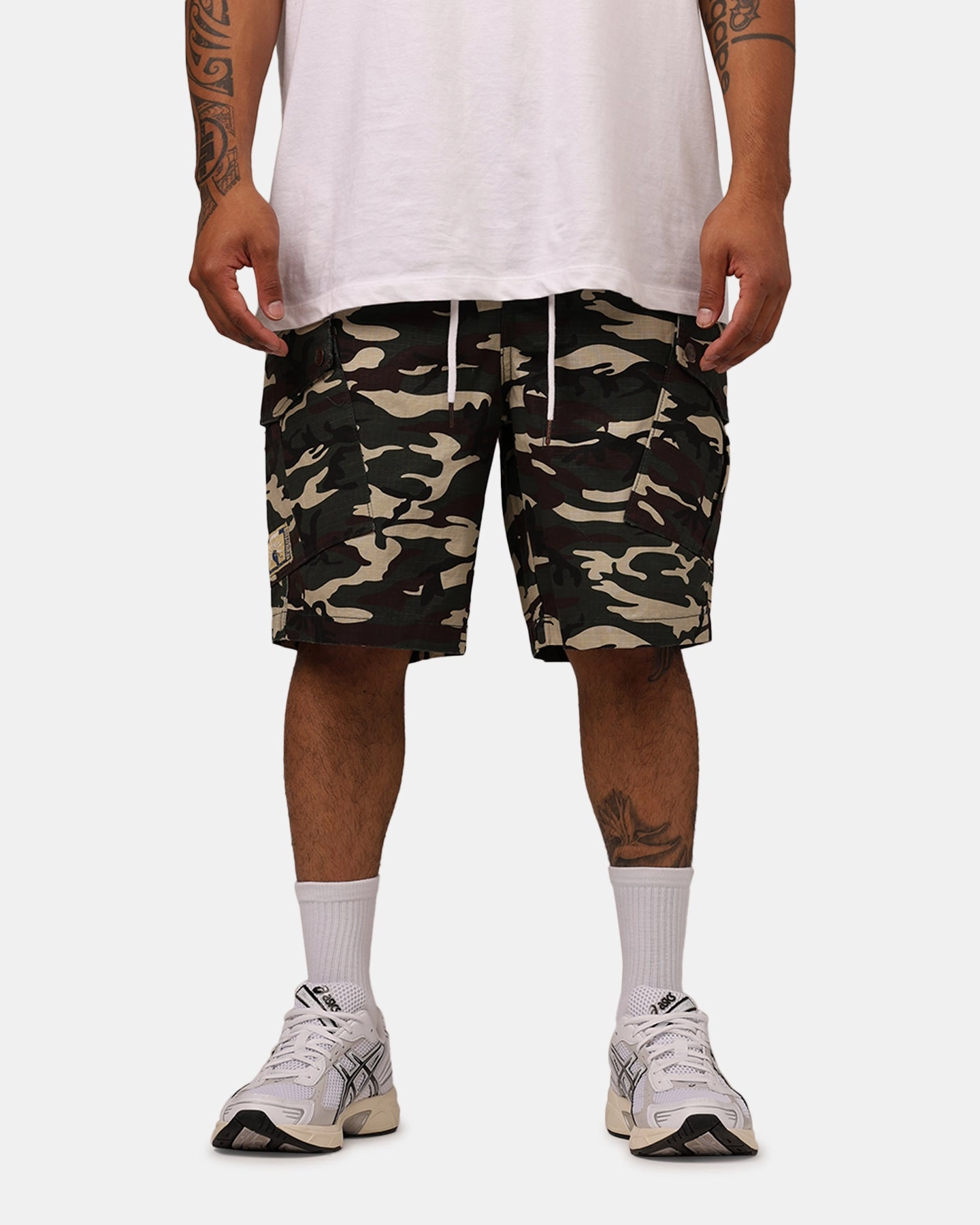 Carre Quality Cargo Shorts Woodland Camo ski wear