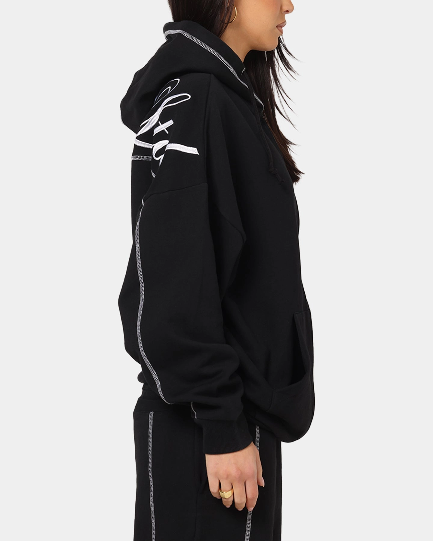 Carre Script Hoodie Black Street Smart