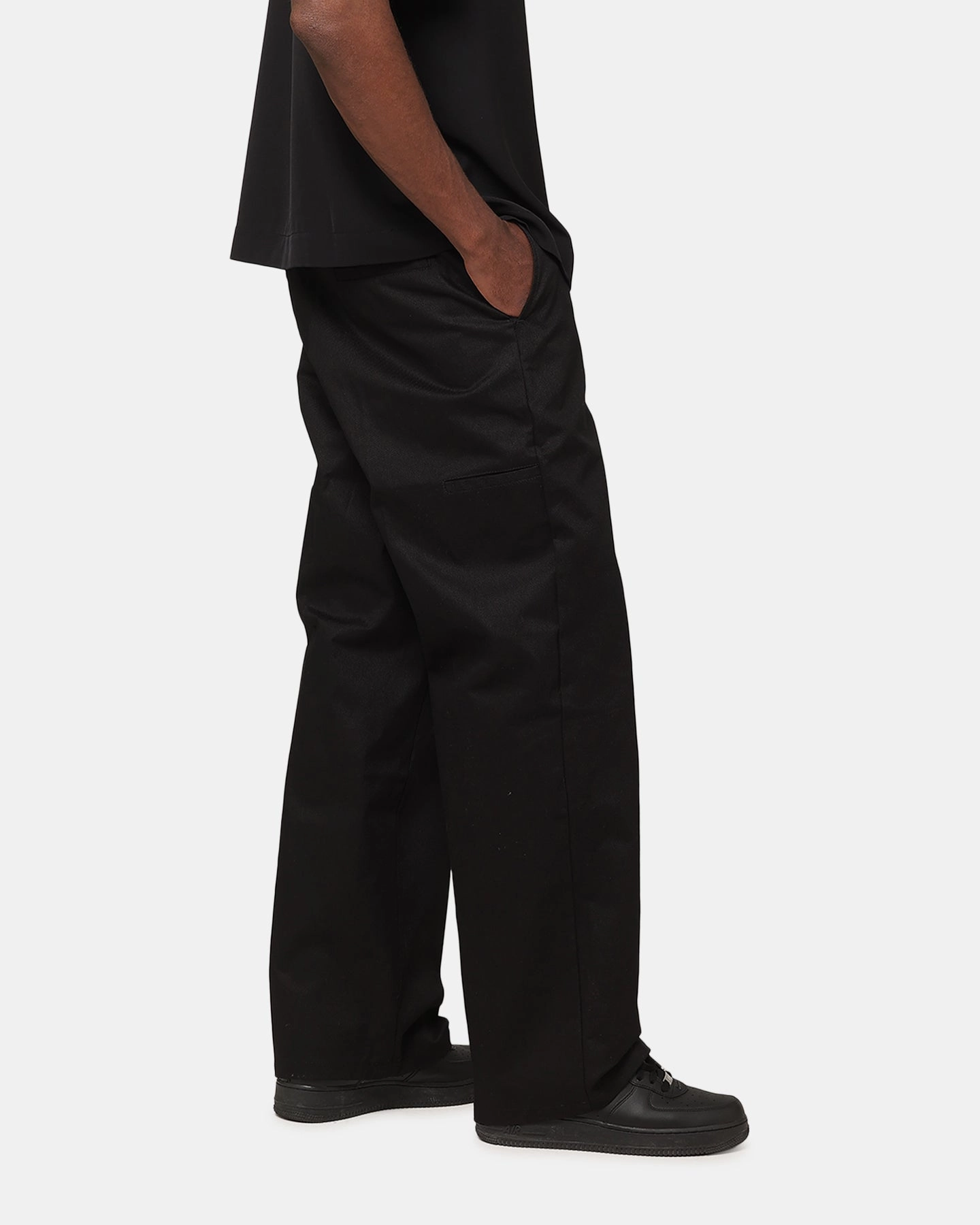 Carre Studio Baggy Pants Black Form Fitting