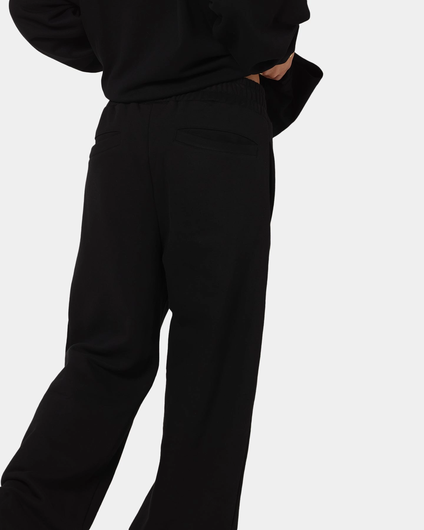 Non Iron Technology Carre Terrace Trackpants Black