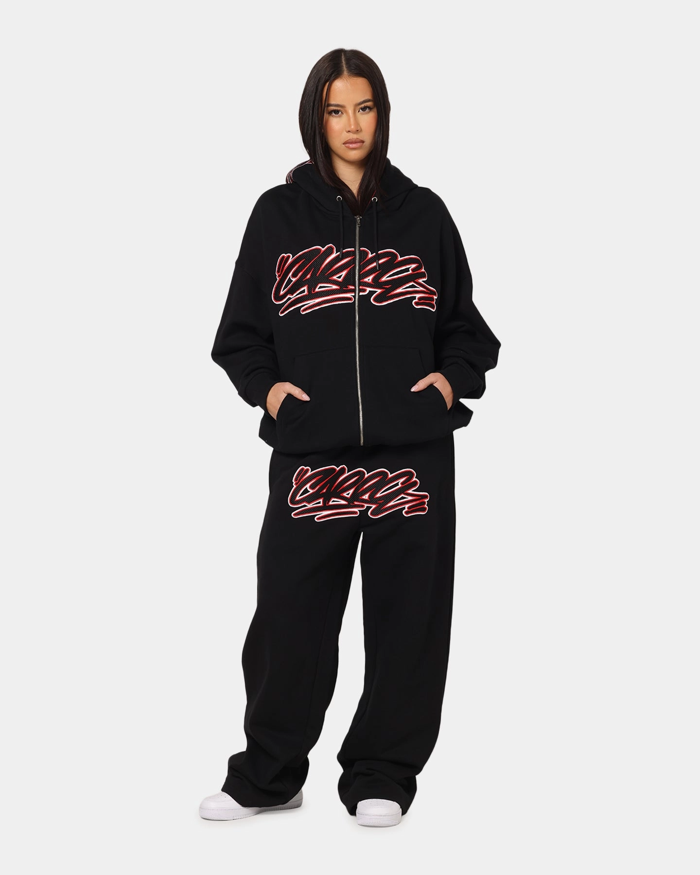 Carre Terrace Trackpants Black Chilly Layering