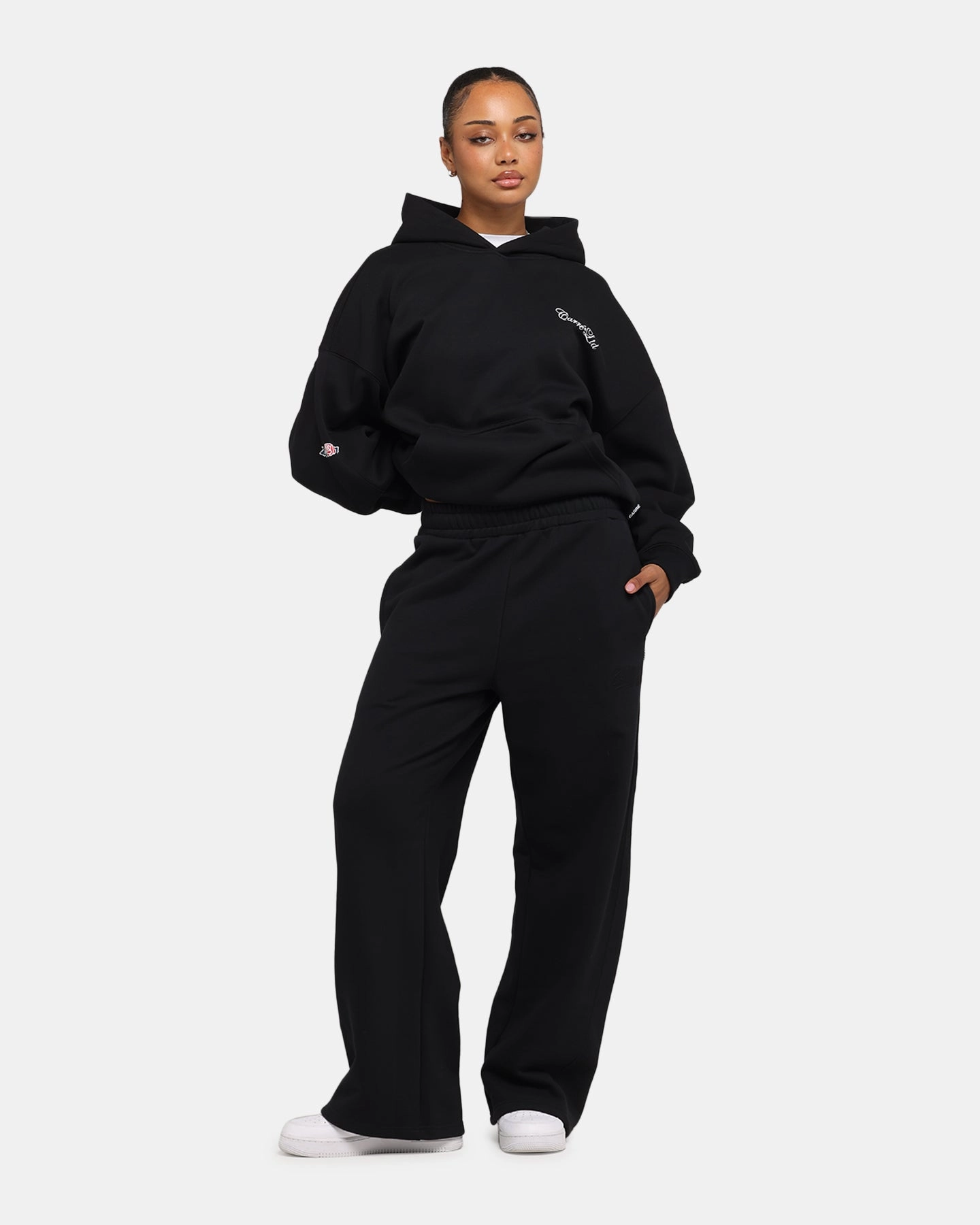 Carre Grit Trackpants Black All-Season Wear Smart Style