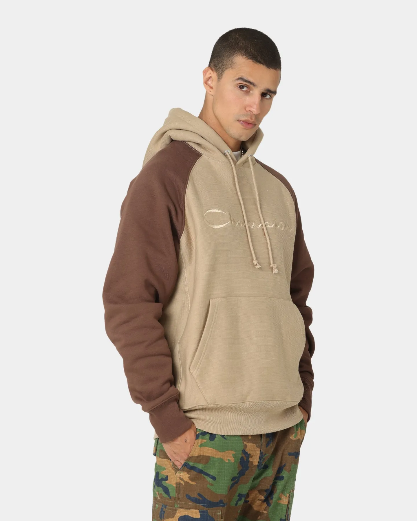 Non Restrictive Silhouette Champion Reverse Weave Raglan Hoodie Country Walnut