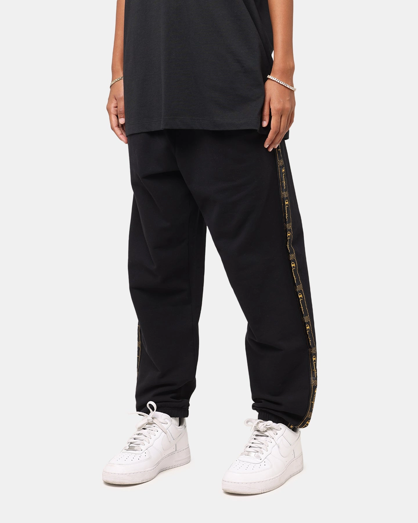 Champion Lux Taping Joggers Black Soft Texture Stain Resistant Weave
