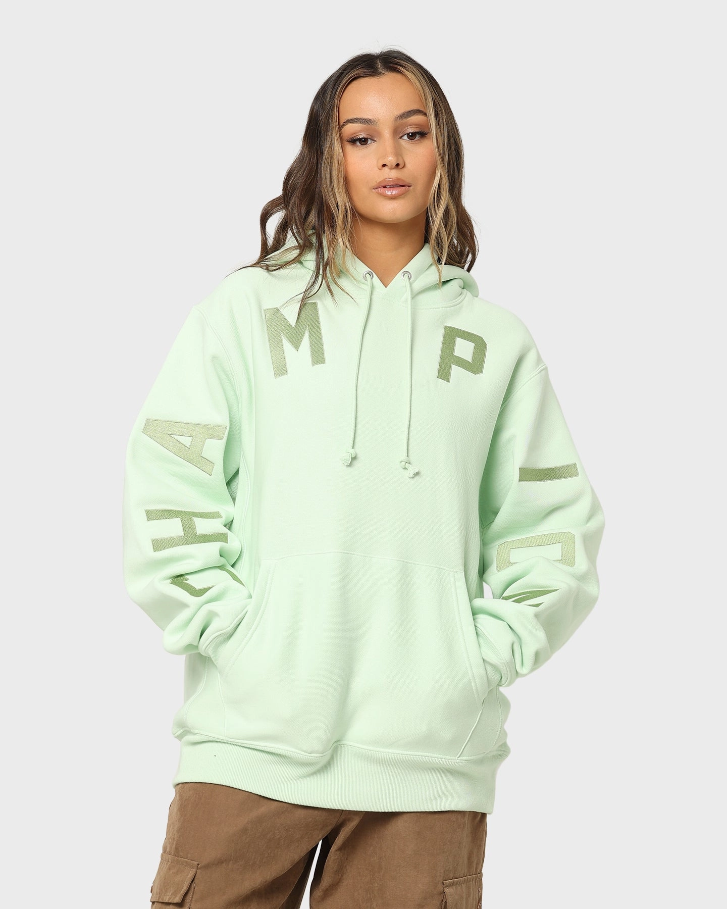 Notice Champion Reverse Weave Arch Logo Hoodie Tuft Green