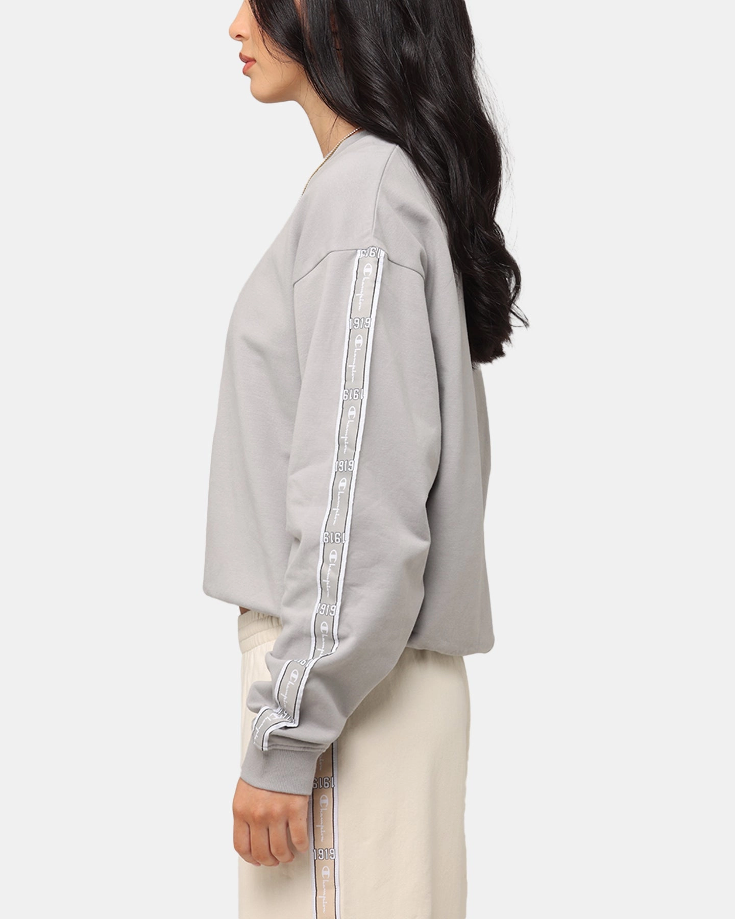 Champion Women's SPS Taping Crewneck Grey Odor Control Treatment Reflective accents