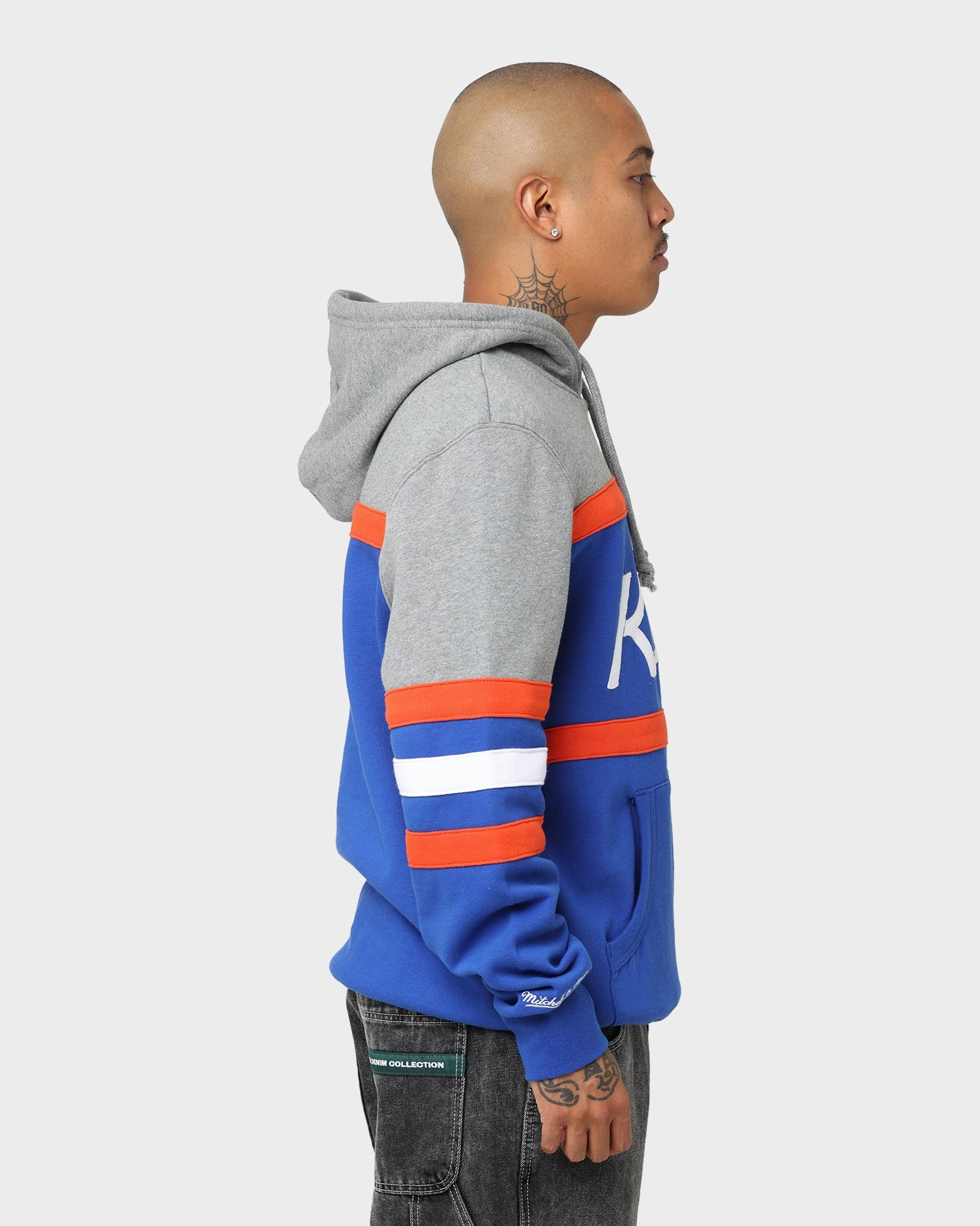 Mitchell & Ness New York Knicks Head Coach Hoodie Royal Friendship