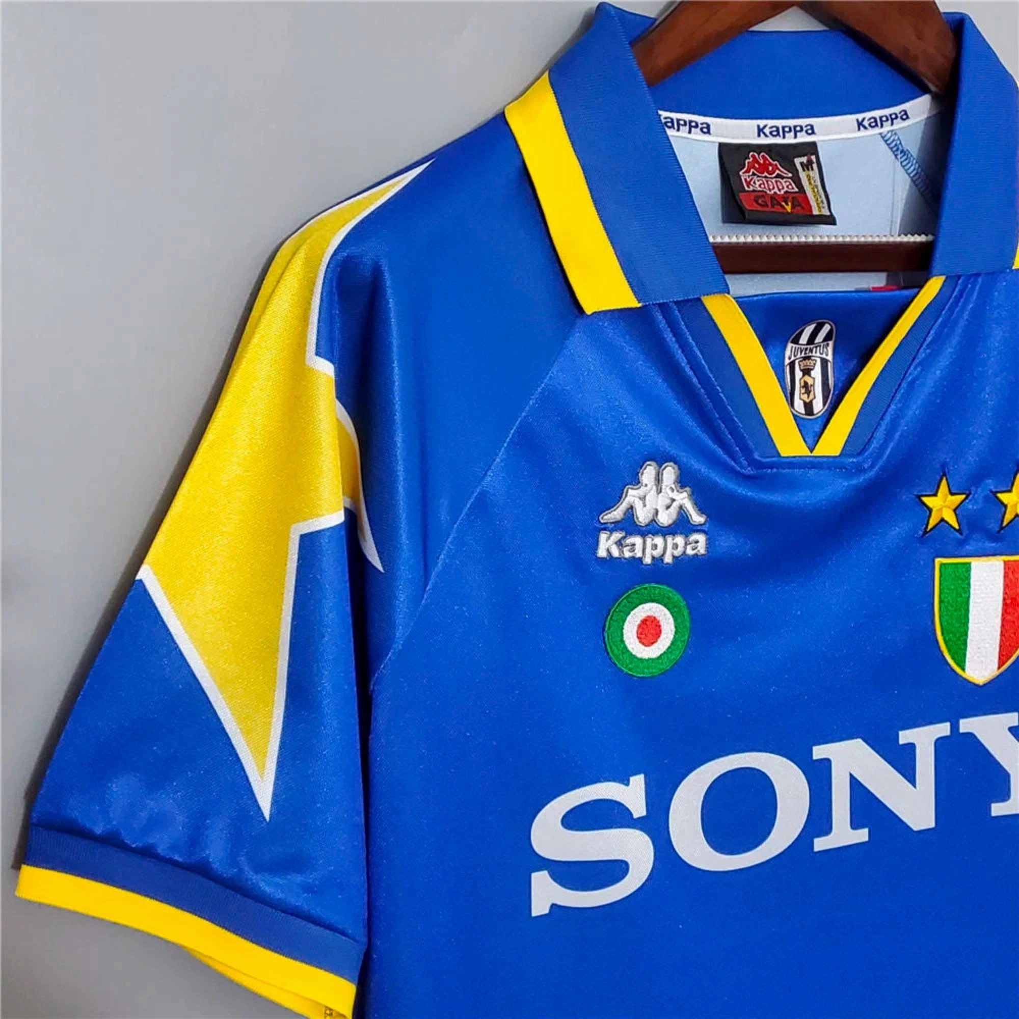1995/96 Juventus UCL Away Jersey Smooth Lock Stitching