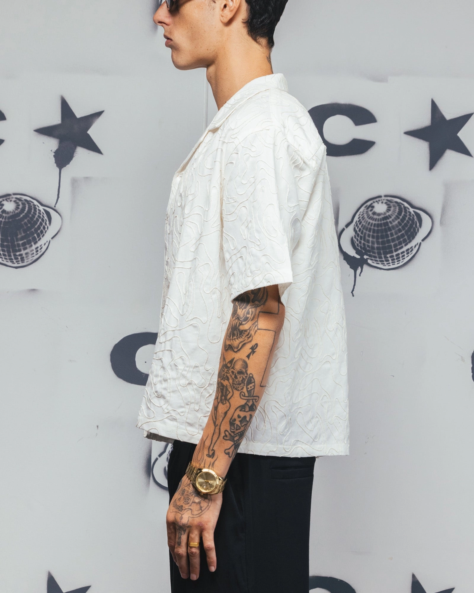 Carre Ripple Button Up Shirt Off White Multi Functional Pockets Relaxed Comfort