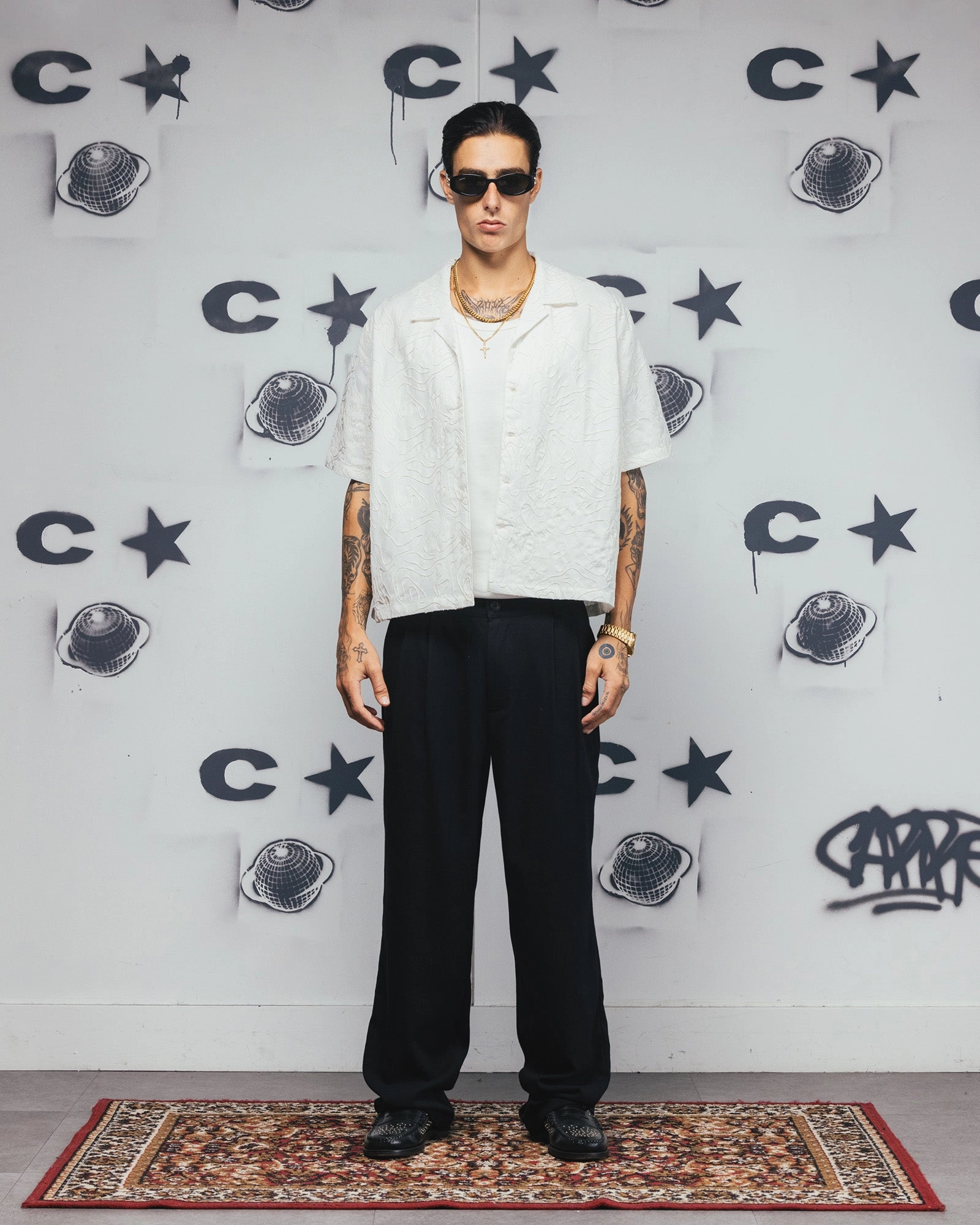 Versatile Layering Night Out Carre Ripple Button Up Shirt Off White