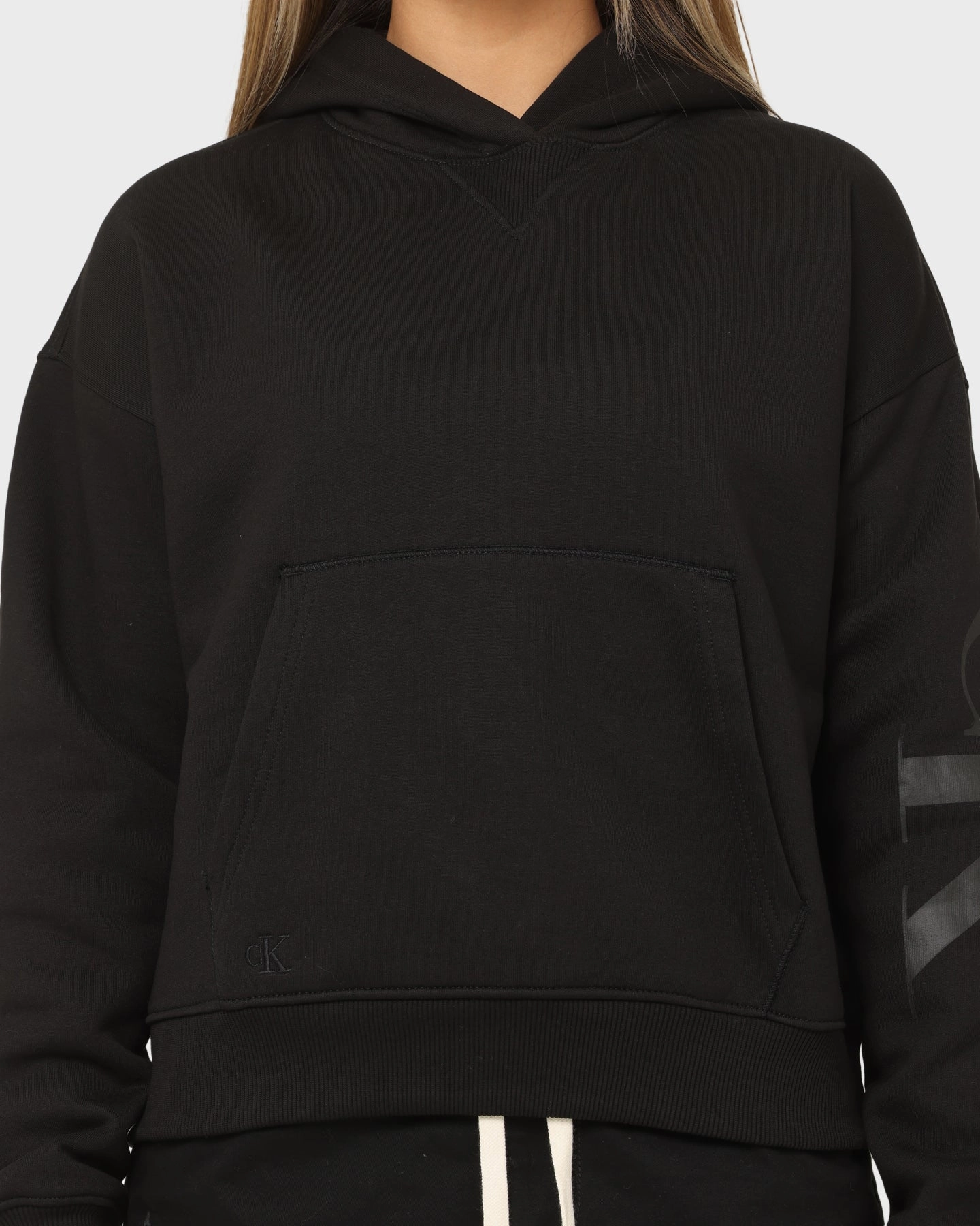Calvin Klein Women's Gradient Monologo Hoodie Ck Black Stain Resistant