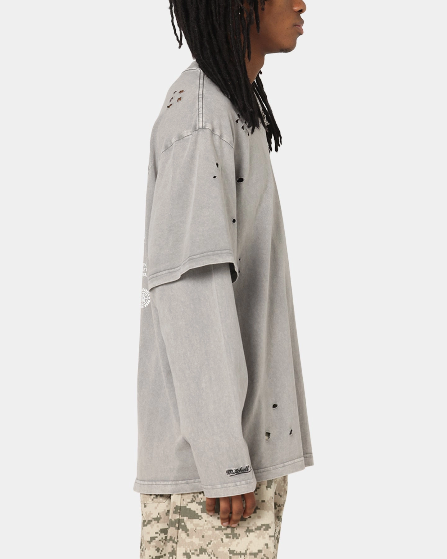 Summer Comfort Mitchell & Ness Chicago Bulls Chromed Mock Long Sleeve T-Shirt Gunmental Grey