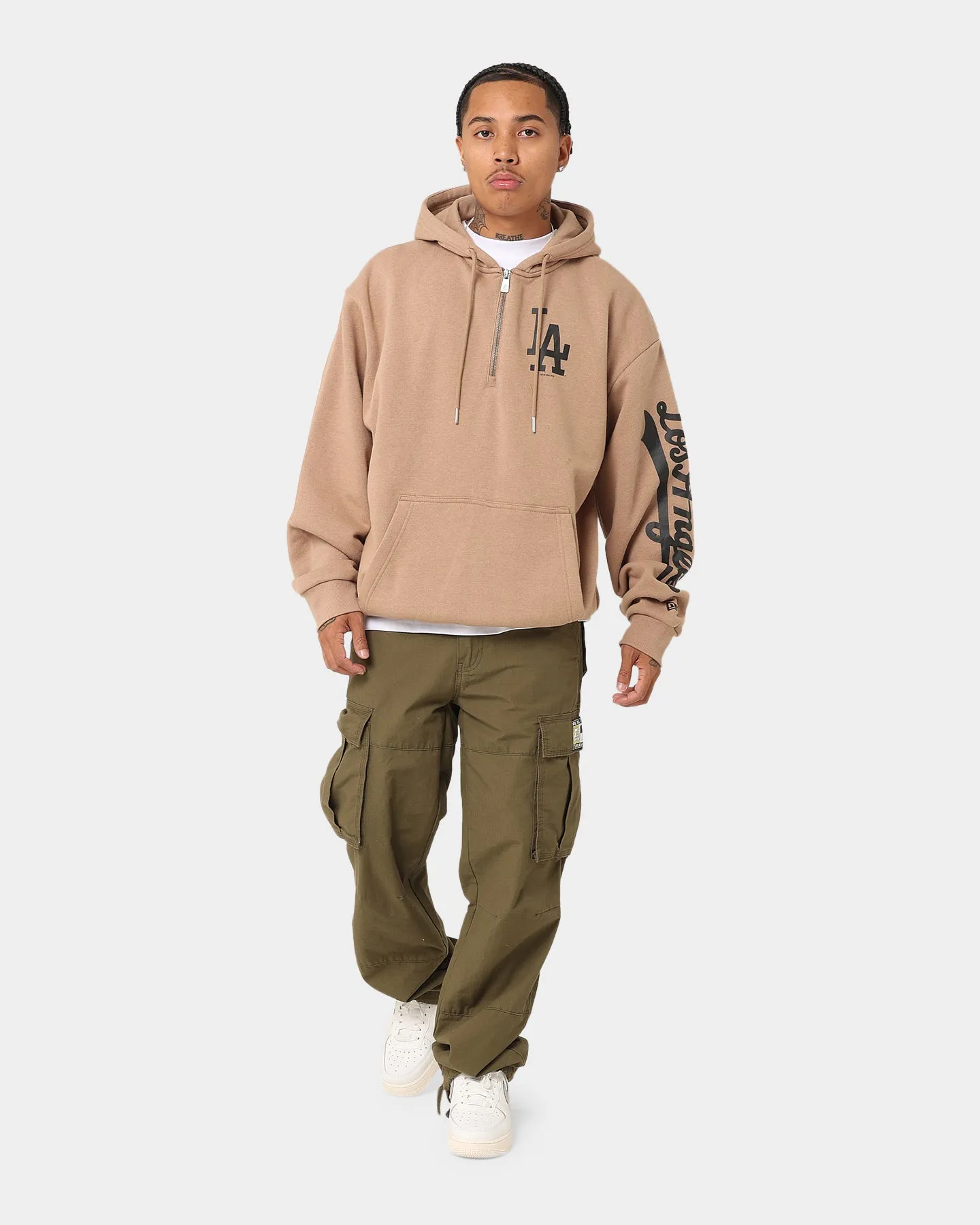 Low Profile Fasteners New Era Los Angeles Dodgers Quarter Zip Sleeve Script Hoodie Khaki/Black