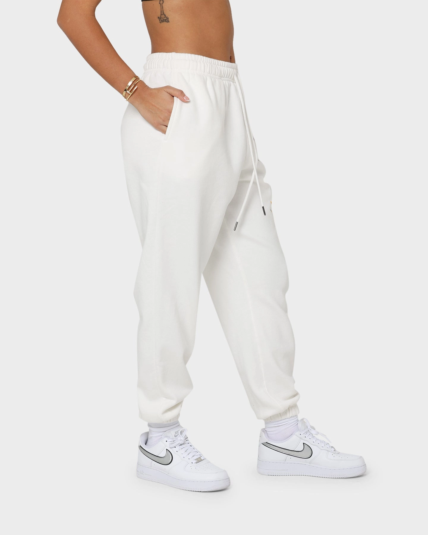 RegularFit Comfortable Layers Mitchell & Ness Women's Shaq Sweat Pants Vintage White