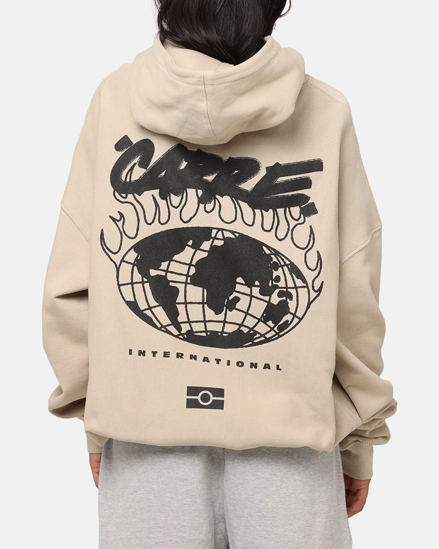 Eyeliner All Weather Versatility Carre Passport Hoodie Stone