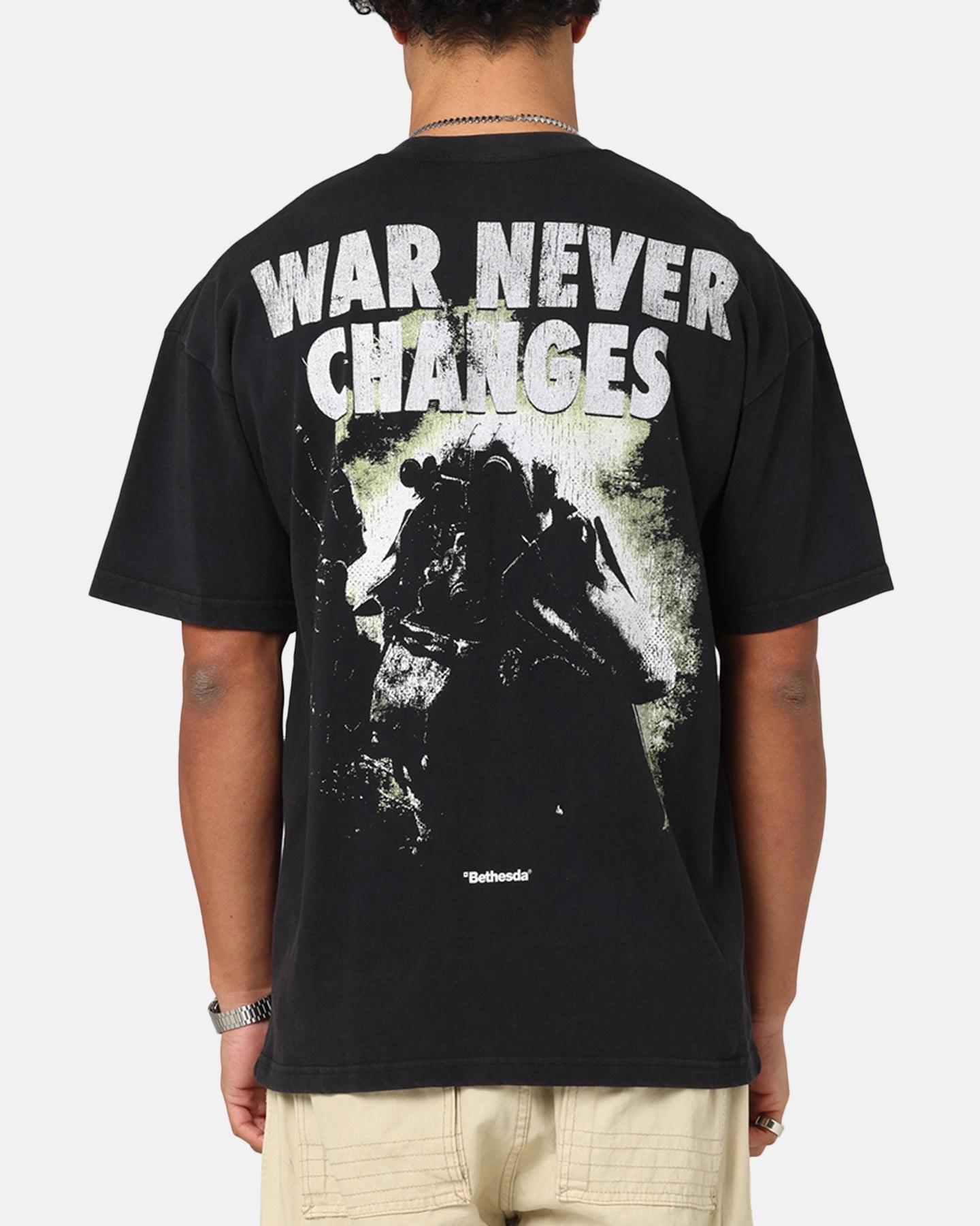 Layered Hem Detail Fashion Forward 73 Studio X Fallout '08 Fallout 3 Vintage T-Shirt Black Acidwash