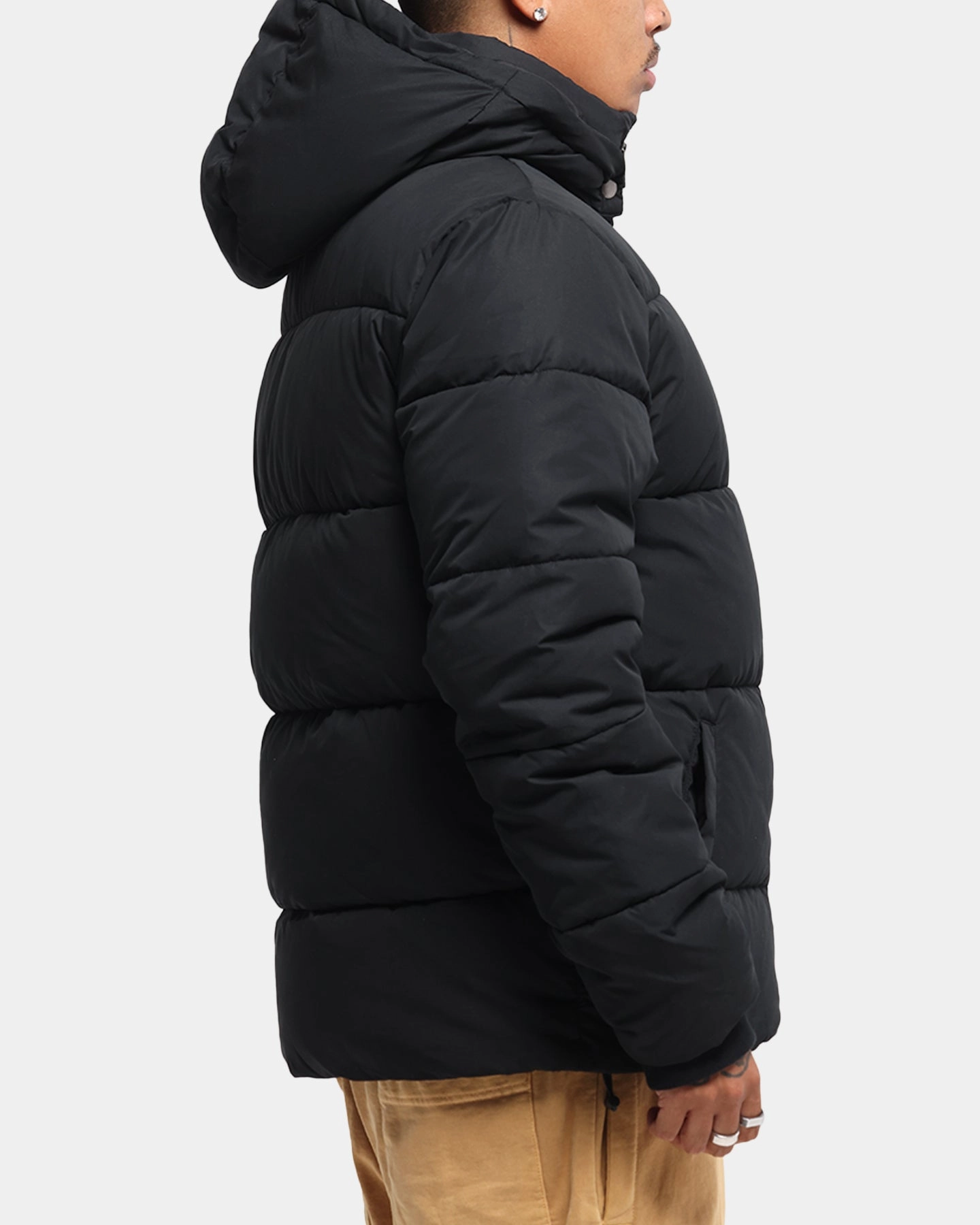 Dual Layer Fabric Ornamental Champion Rochester Puffer Jacket Black/Gold