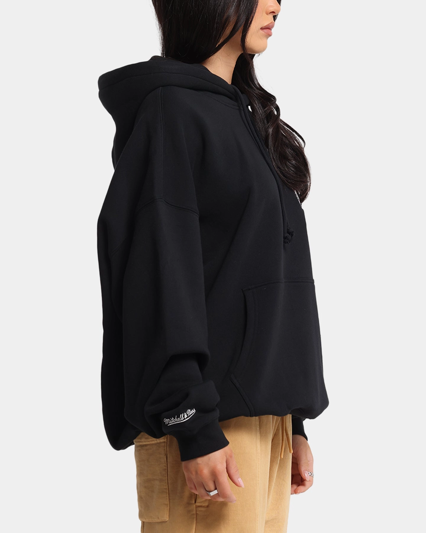 Mitchell & Ness Essendon Bombers Team Hoodie Solid Black Softshell Material Spread