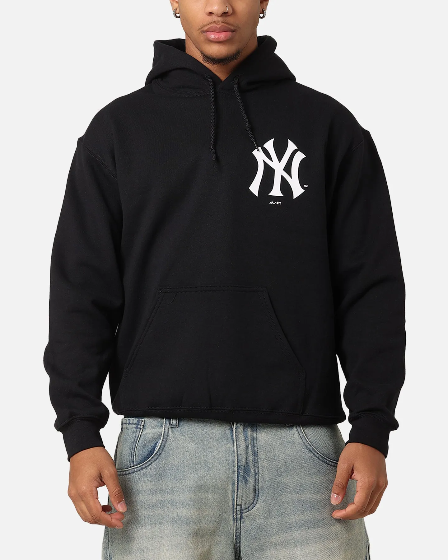 Rain Shield Compact Storage Design Majestic Athletic New York Yankees Doyers Chest Hoodie Black
