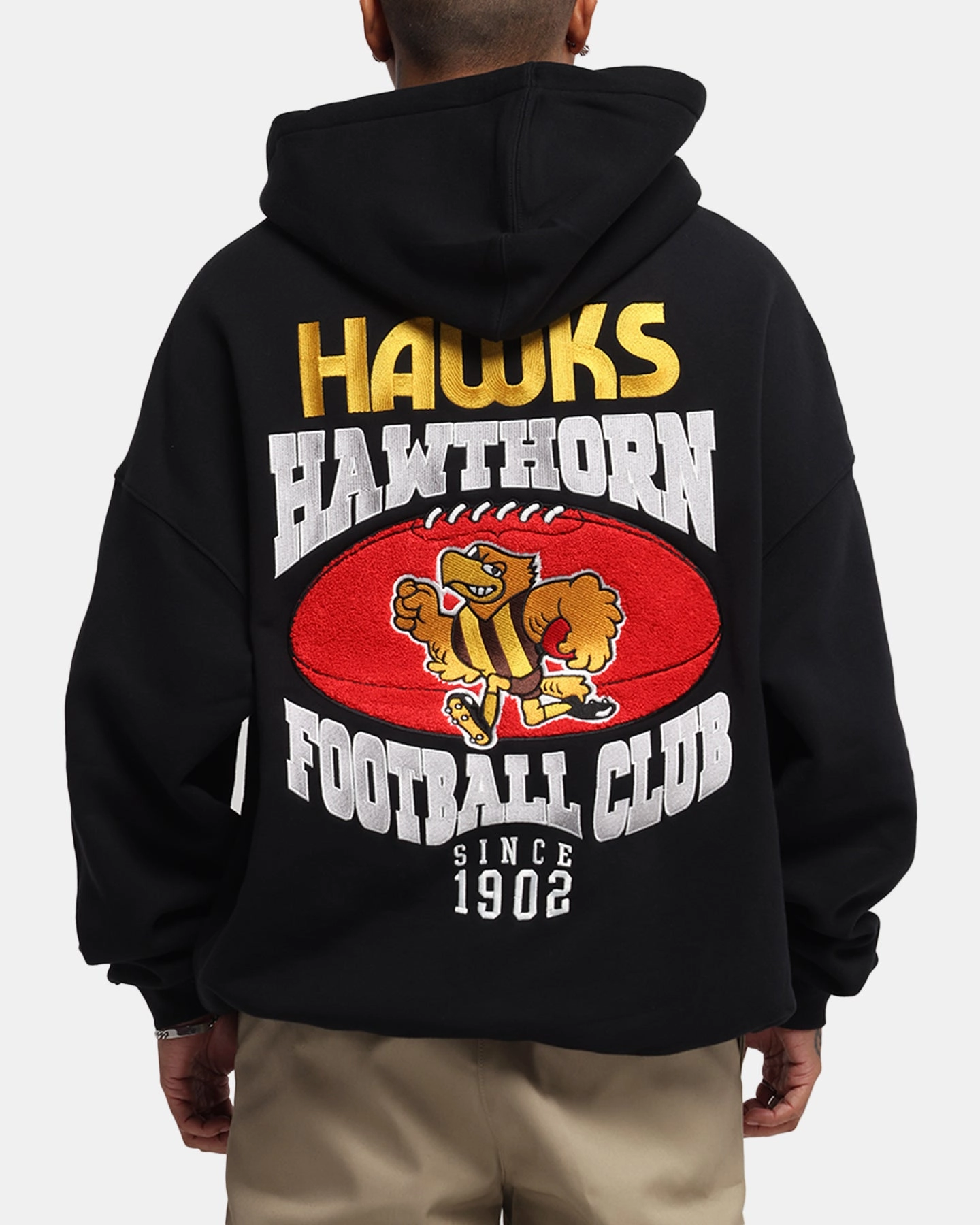 Double Stitched Construction Mitchell & Ness Hawthorn Hawks Team Hoodie Solid Black