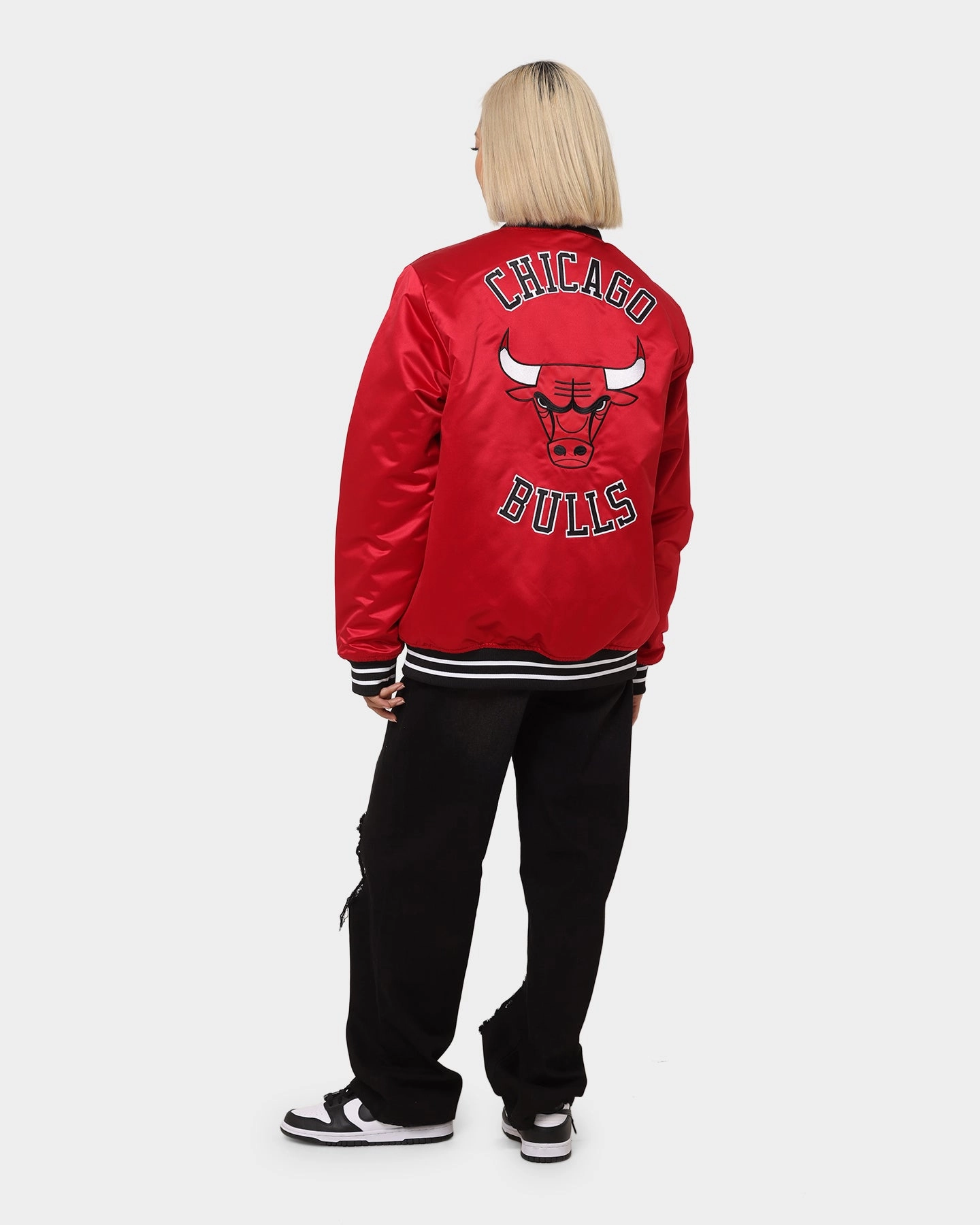 Premium Jacket Mitchell & Ness Chicago Bulls Heavyweight Satin Jacket Scarlet