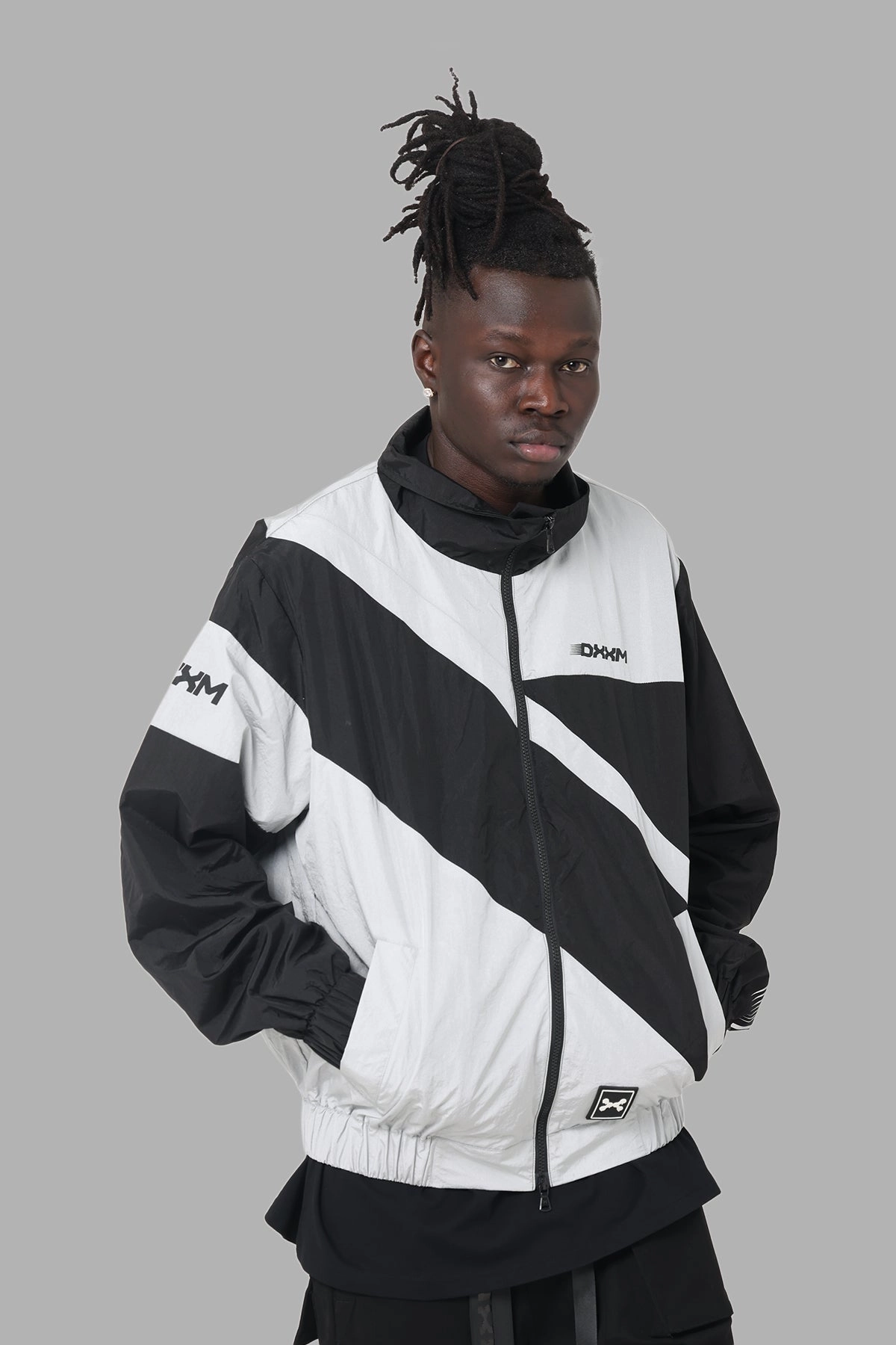 DXXMLife L-6 C Racing Windbreaker Black/Grey polka dotted
