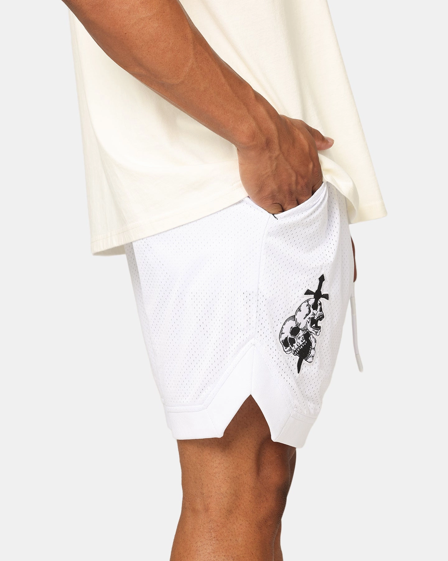 adventure apparel Saint Morta La Rambla Basketball Shorts White
