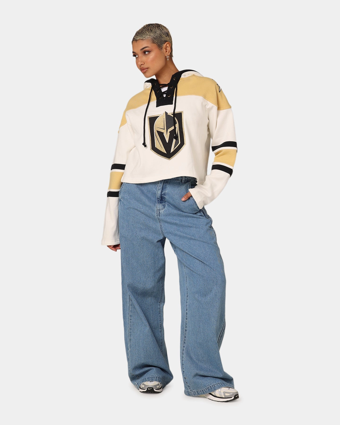 47 Brand Women's Vegas Golden Knights Cropped Lacer Hoodie White Wash Lightweight insulation