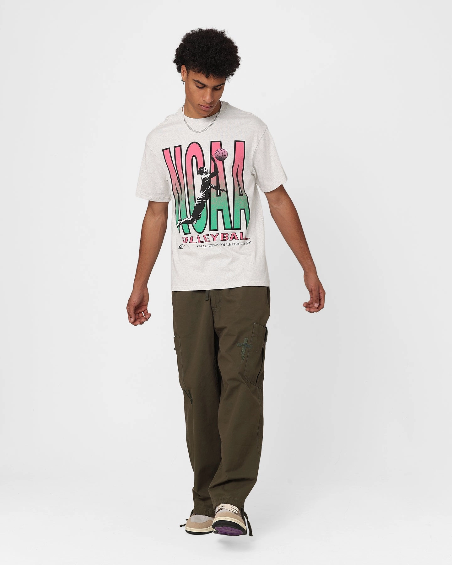 National Collegiate Athletic Association California Volleyball Team T-Shirt Vintage White Stylish Day Wear