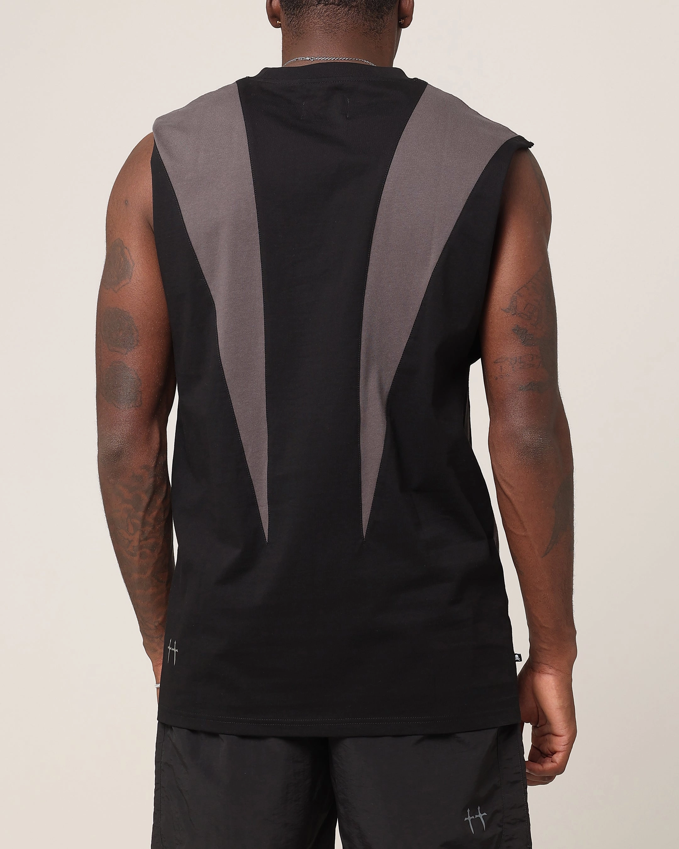 Non Restrictive Silhouette Modern Style Saint Morta Rage Oversized Muscle T-Shirt Black/Grey