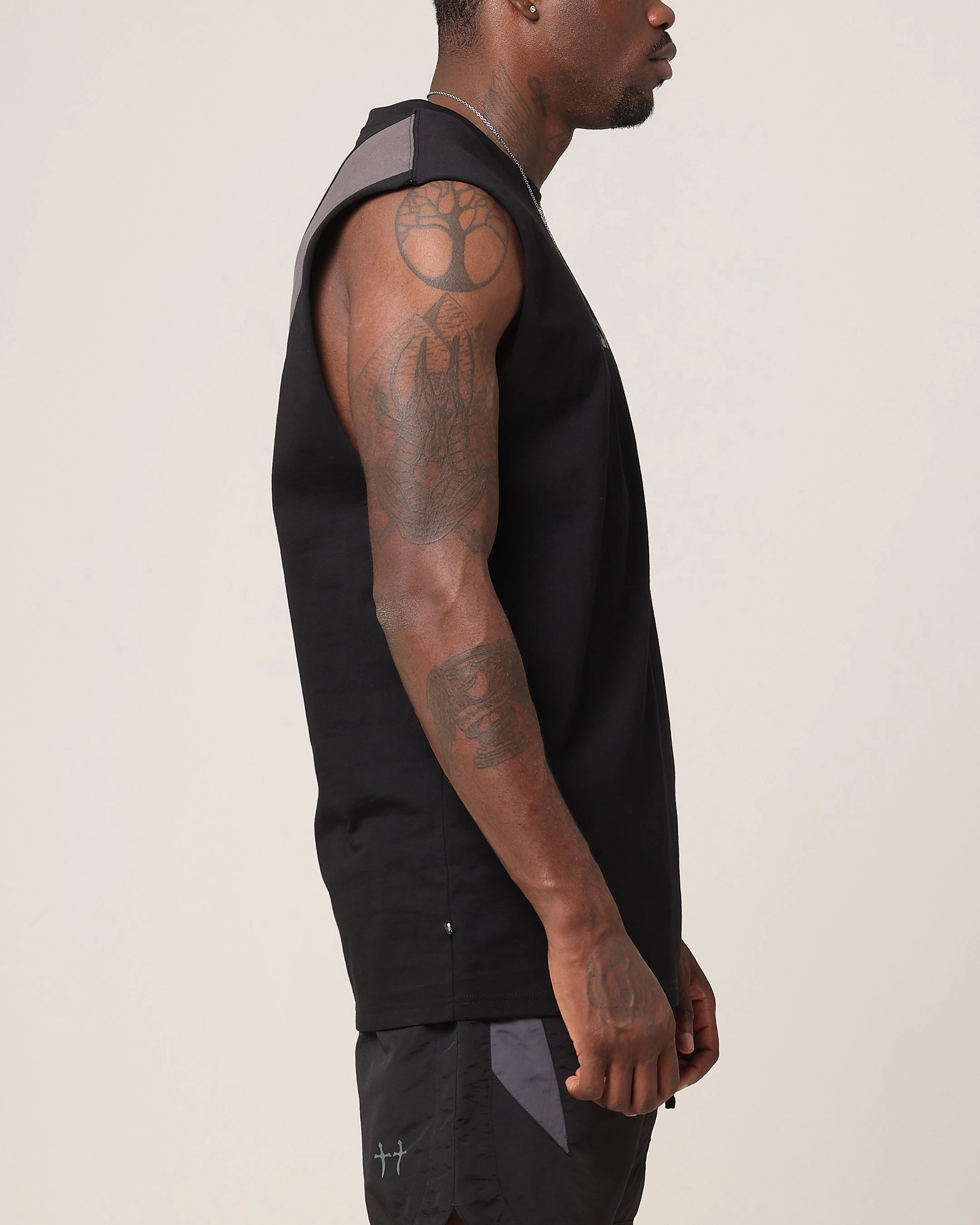 Lightweight Construction Saint Morta Rage Oversized Muscle T-Shirt Black/Grey