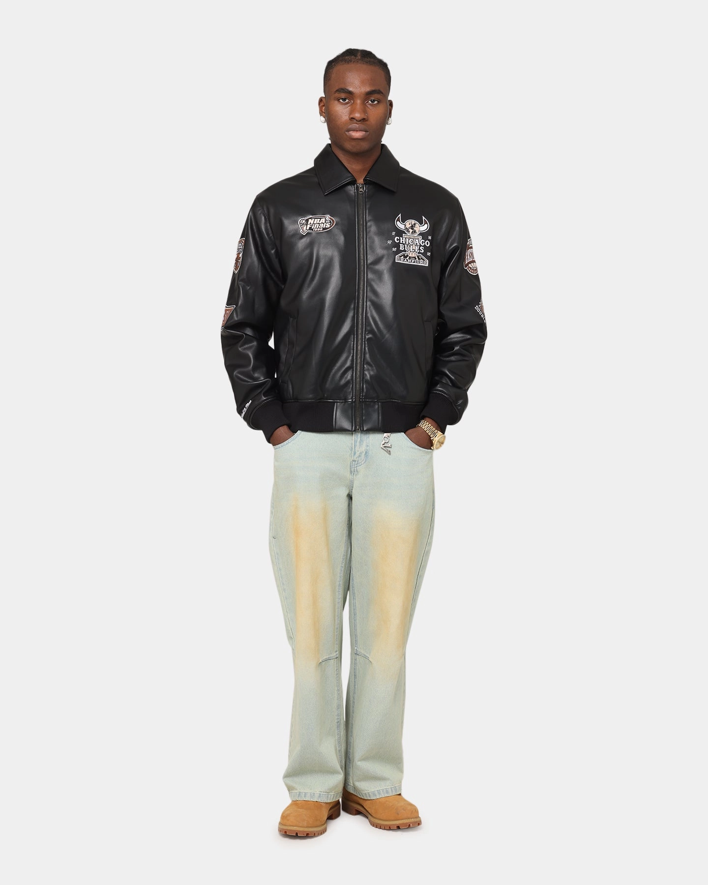 Mitchell & Ness Chicago Bulls 6 Time Jacket Black Viewpoint travel use