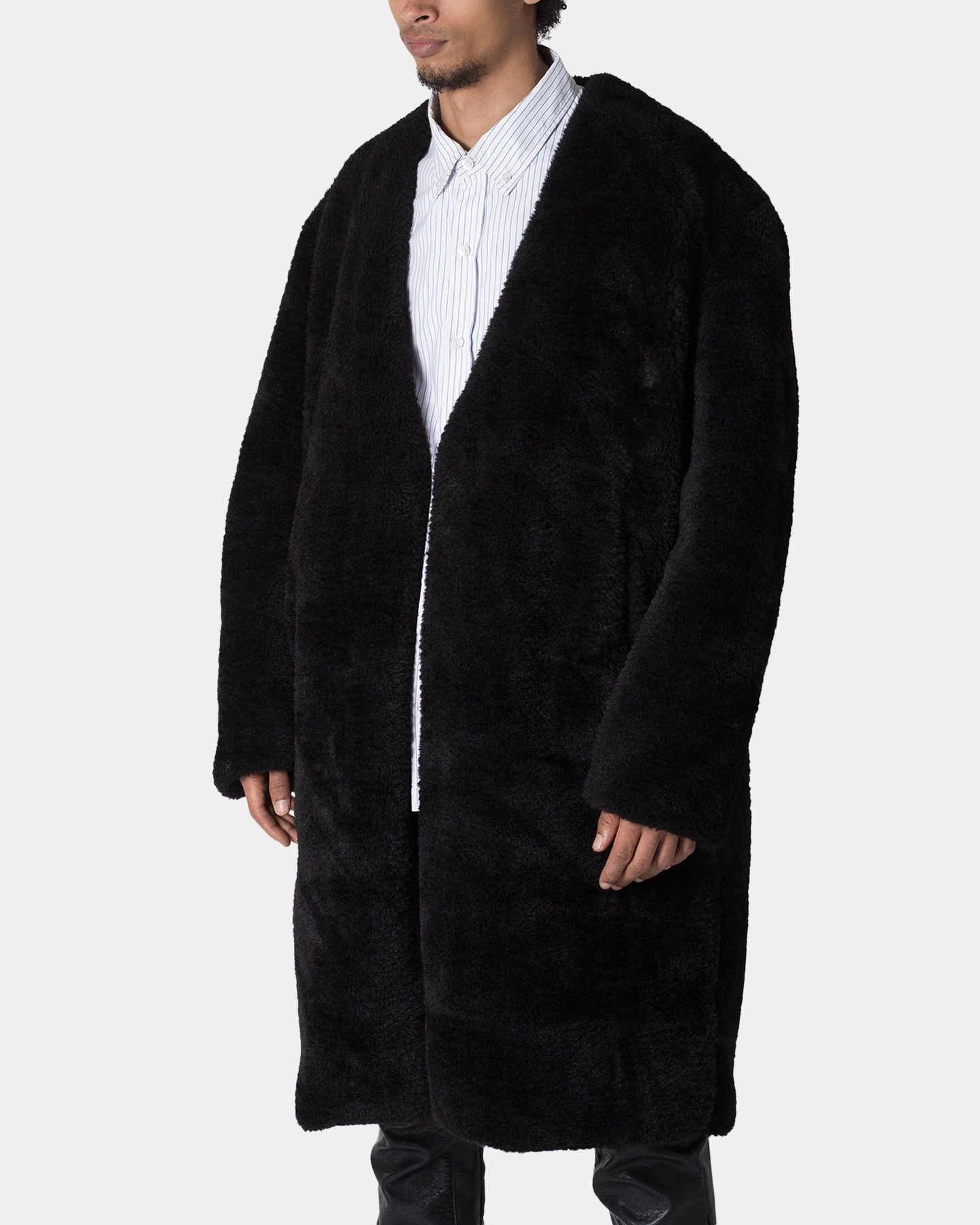 See MNML Faux Fur Coat Black