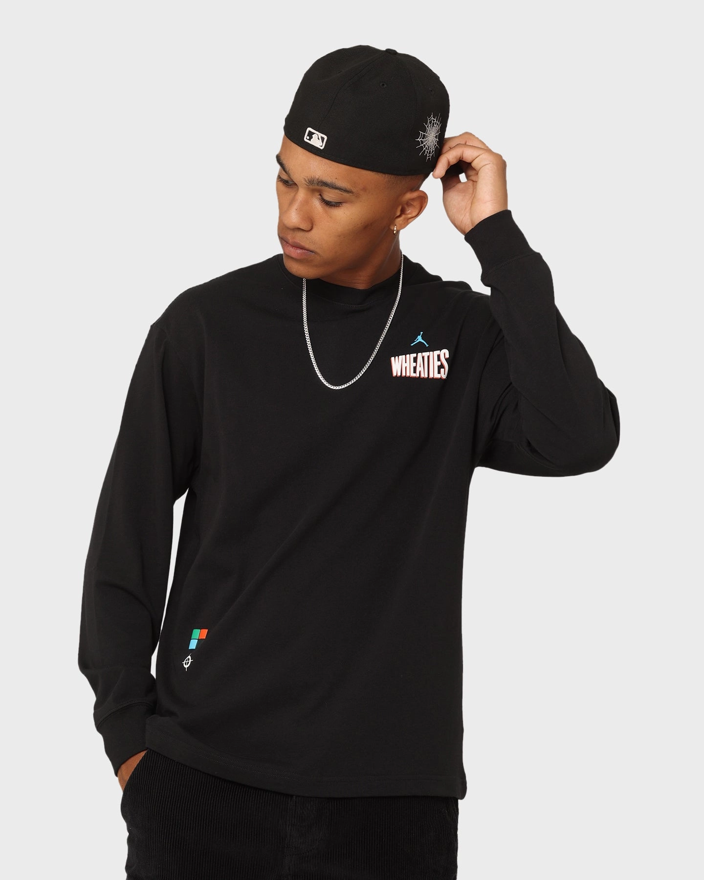 Flexible Collar Opening Thermal Lock Stitching Jordan Flight MVP Statement 85 Crewneck Black/White