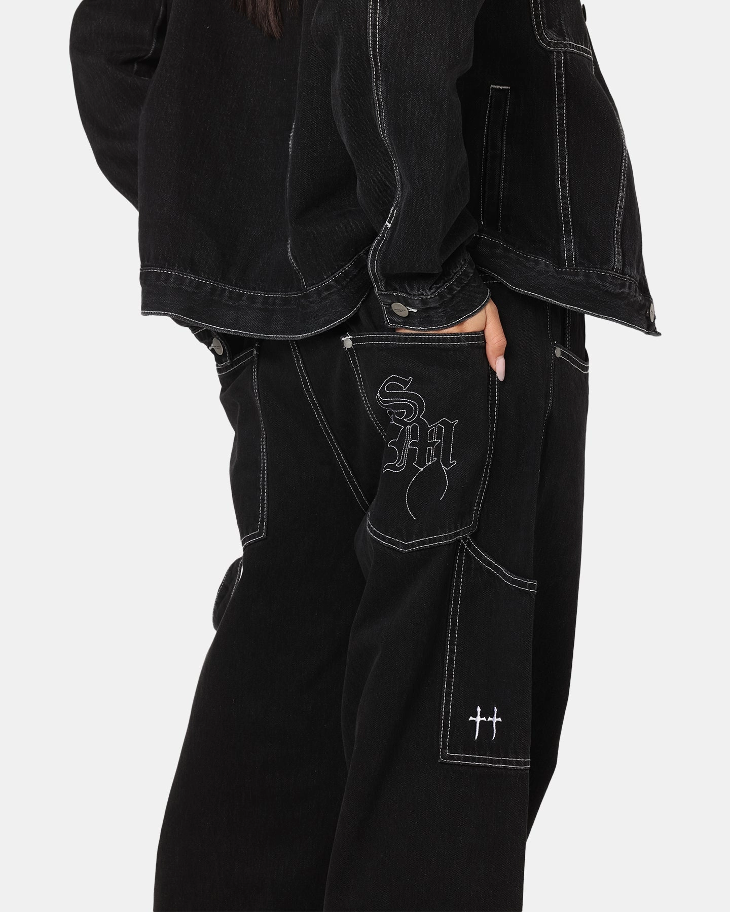 Saint Morta Amplus Fray Carpenter Jeans Contrast Black Festival Outfit Urban Explorer classic clothing