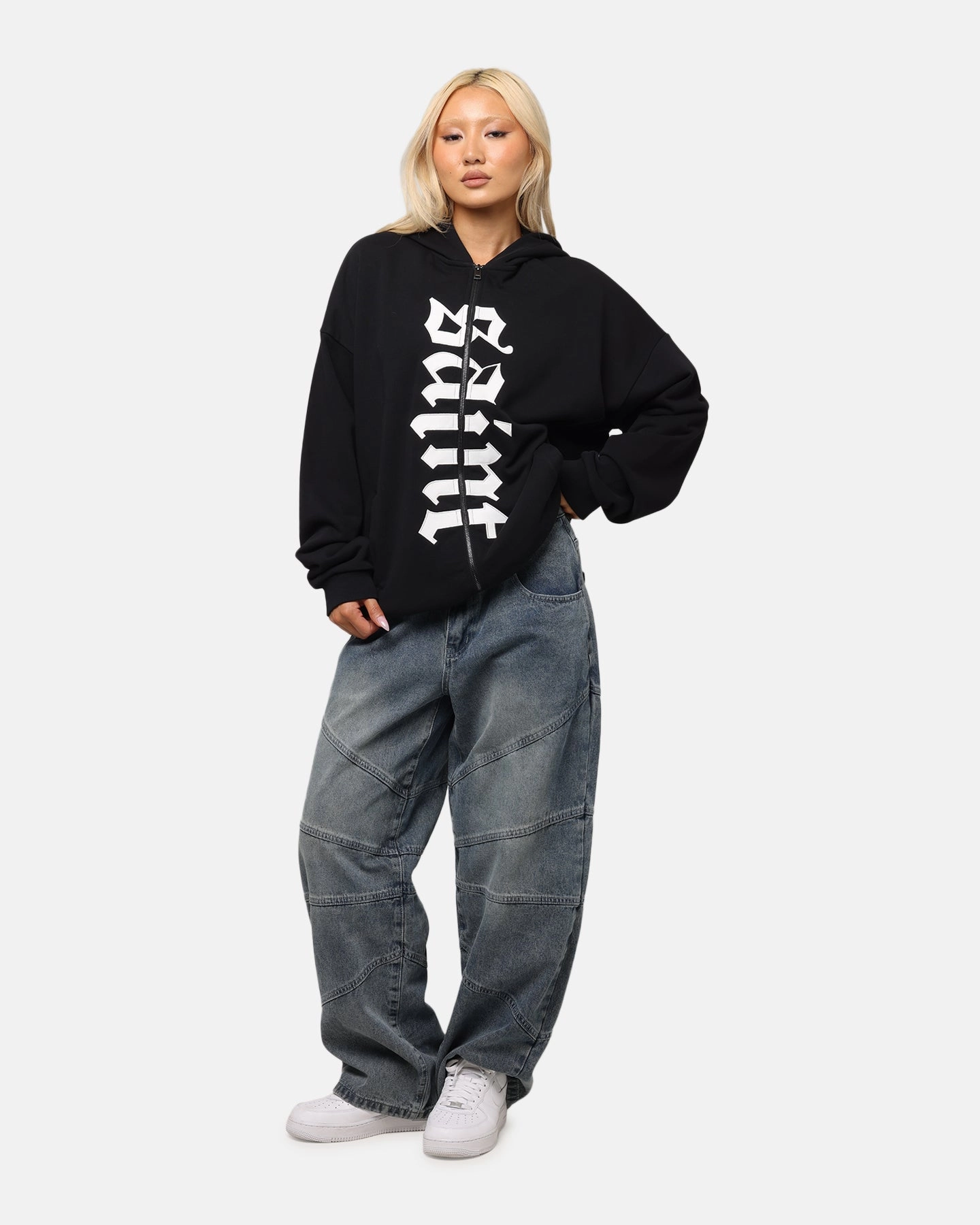 Saint Morta Amplus Armoury Jeans Dirty Denim Morning Stroll Streetwear Fan Timeless Feel