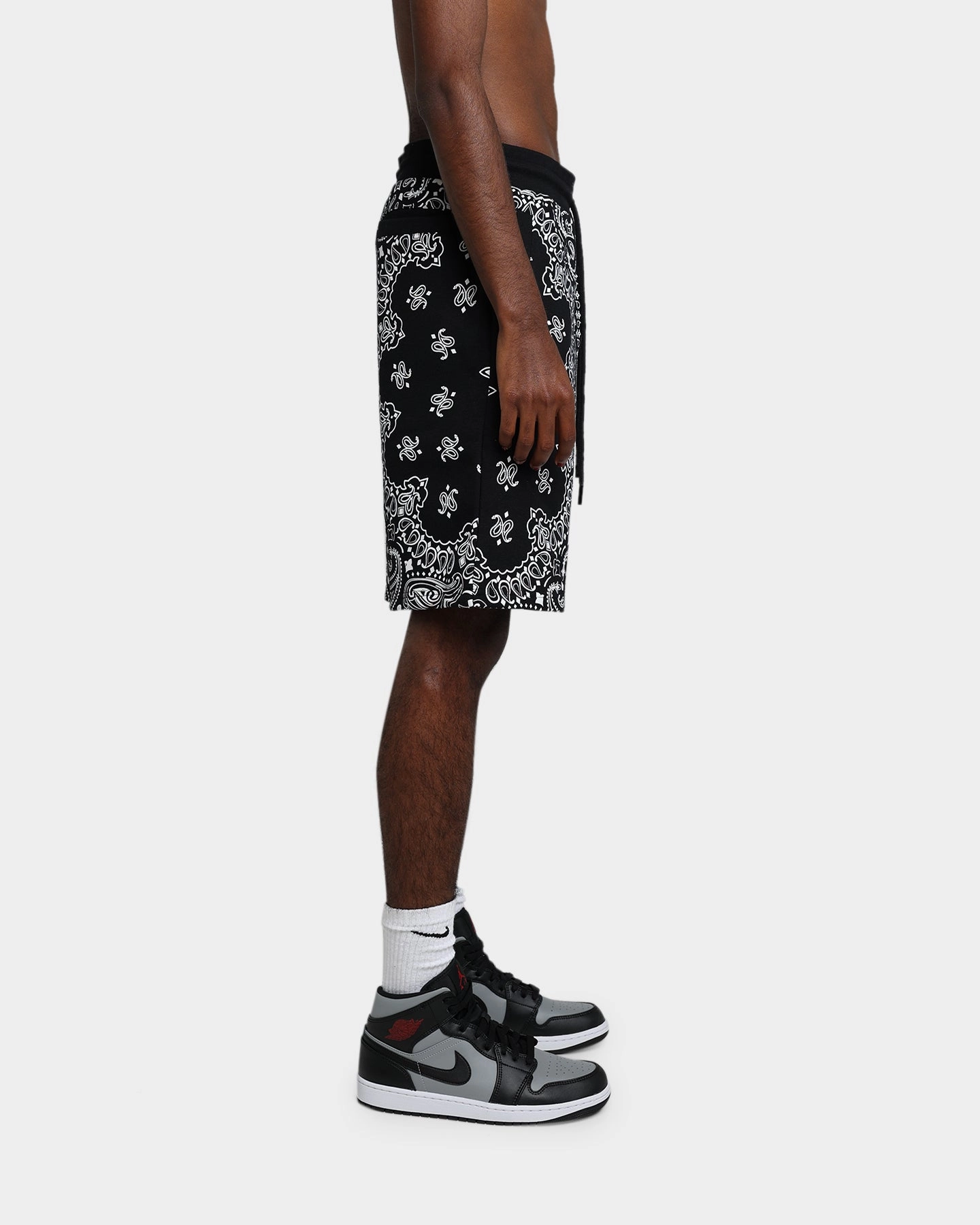 Dynamic Flex Zones Crooks & Castles Bandana Core Shorts Black