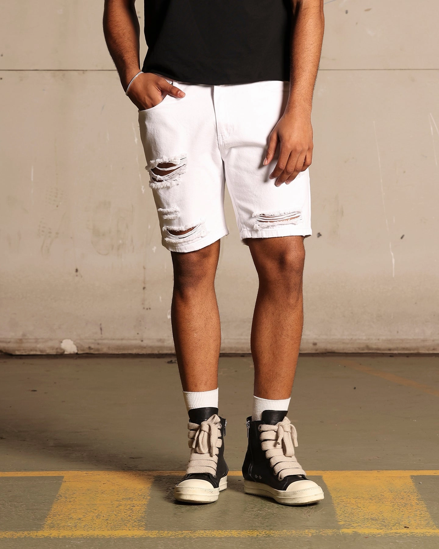 Saint Morta Destroyer Distressed Shorts White Contemporary Design Playful Look