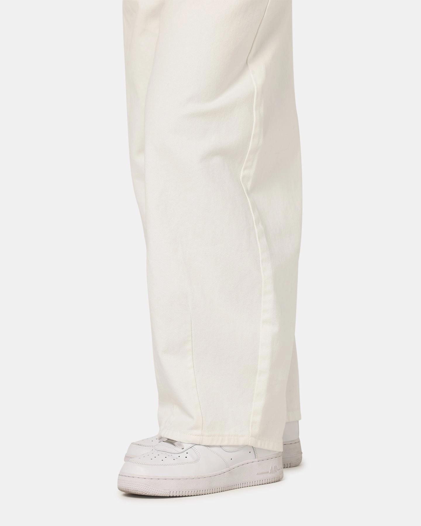 Multipurpose Utility Pockets XXIII Balloon Jeans Off White