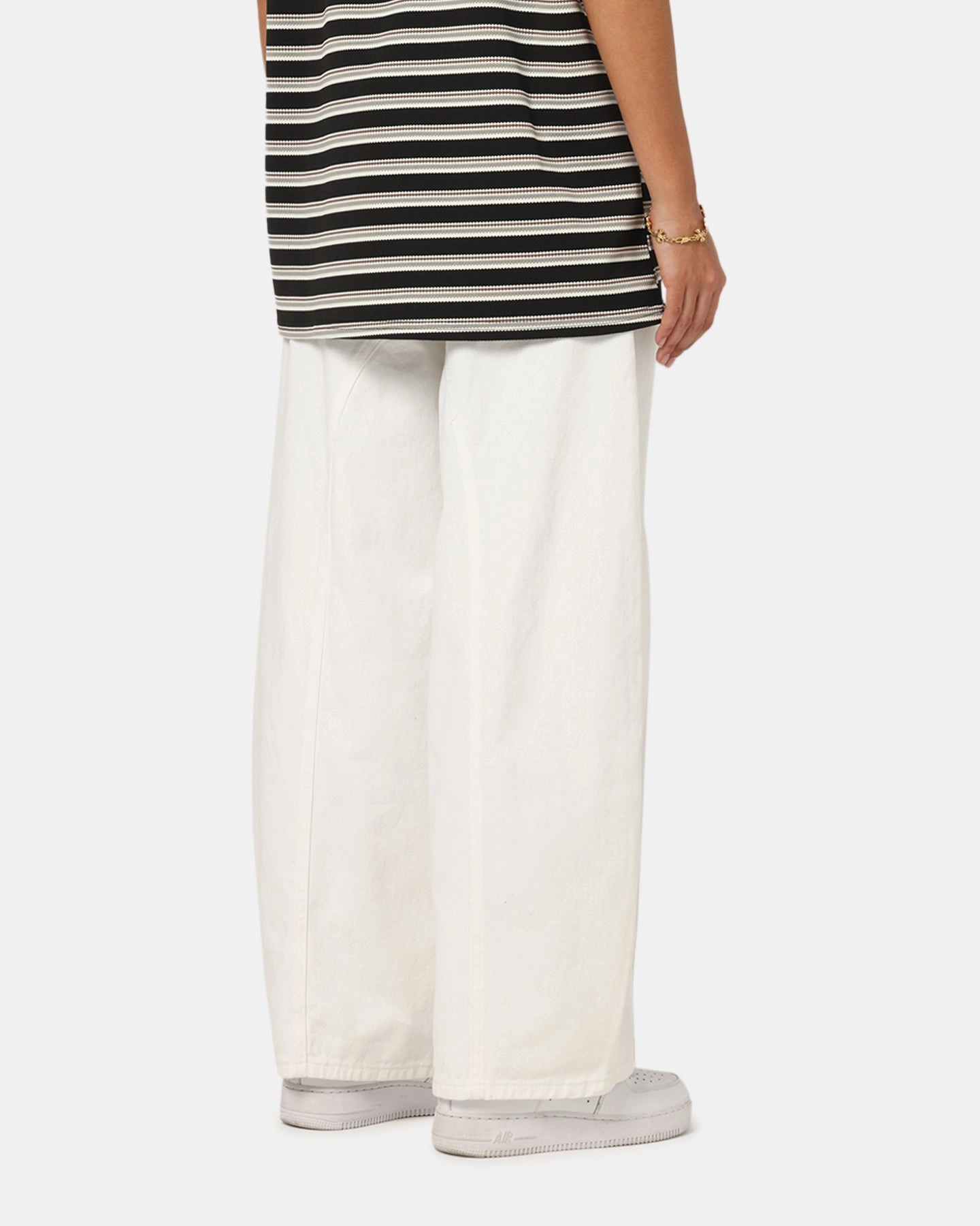 Textured Family Style Autumn Days XXIII Balloon Jeans Off White