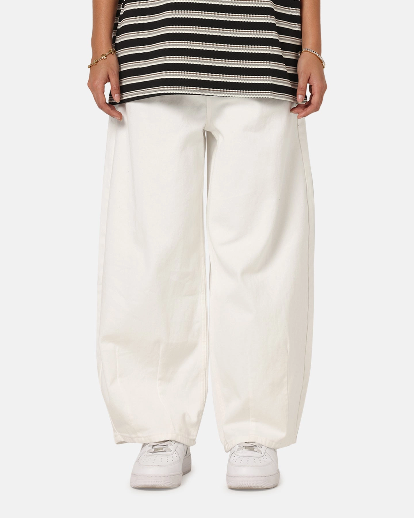 XXIII Balloon Jeans Off White Matching Basic