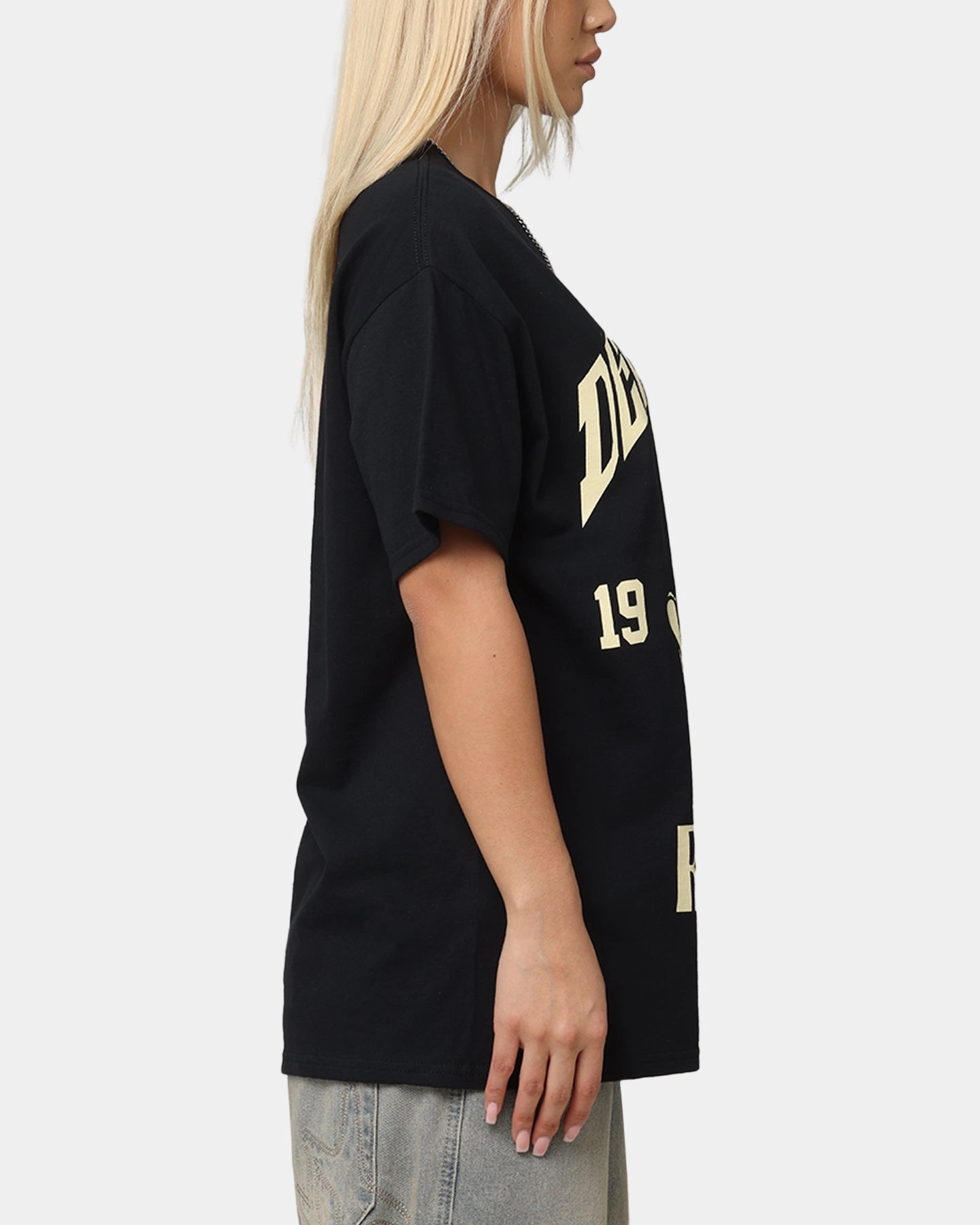 Effortless Style Seasonal Wear Deathrow Records LA 91 Bones T-Shirt Black