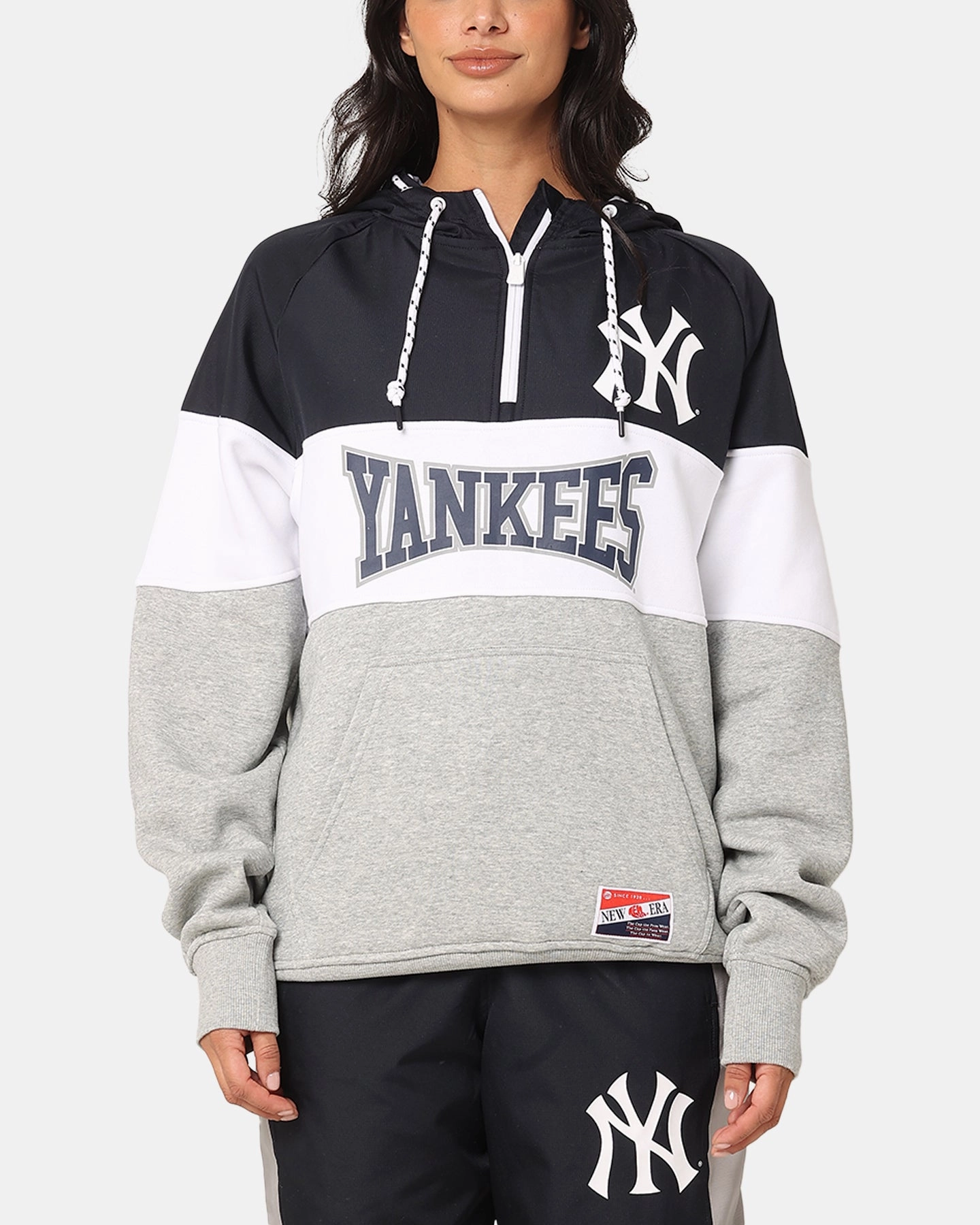 Active Movement Adjustable Drawstring Hood New Era New York Yankees Quarter Zip Hoodie Navy