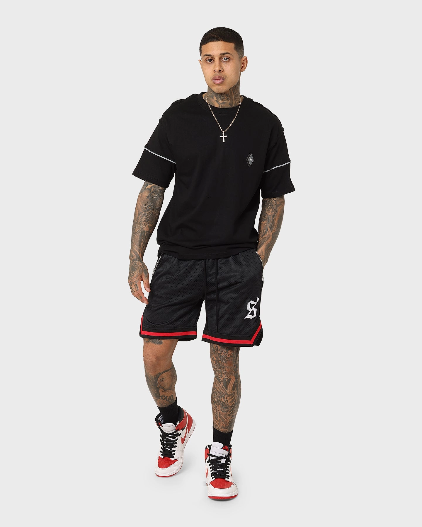 Wide Leg Opening Saint Morta Envogue All-Star Basketball Shorts Black/Red