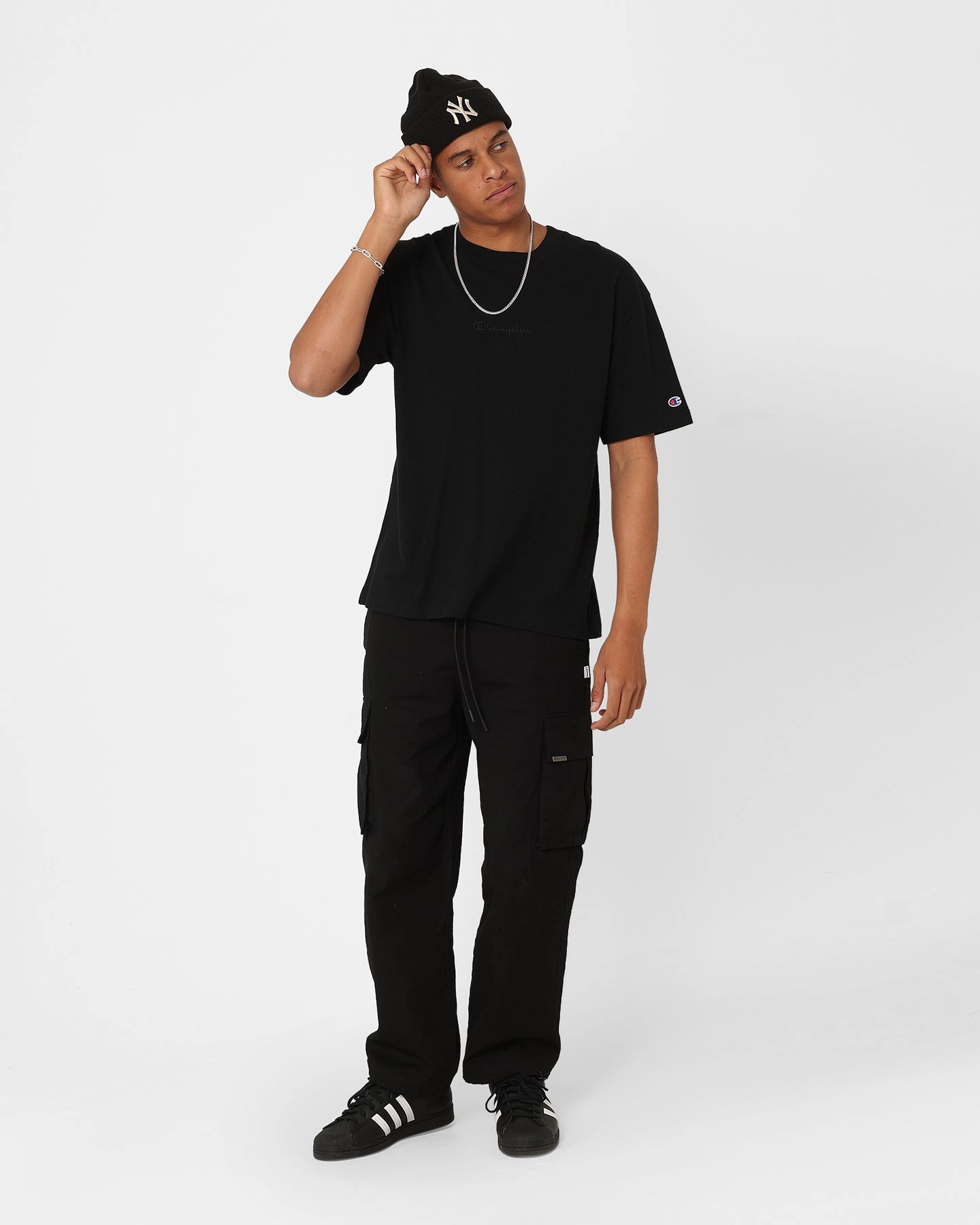 Minimal Style Trend Champion Heritage New Script T-Shirt Black