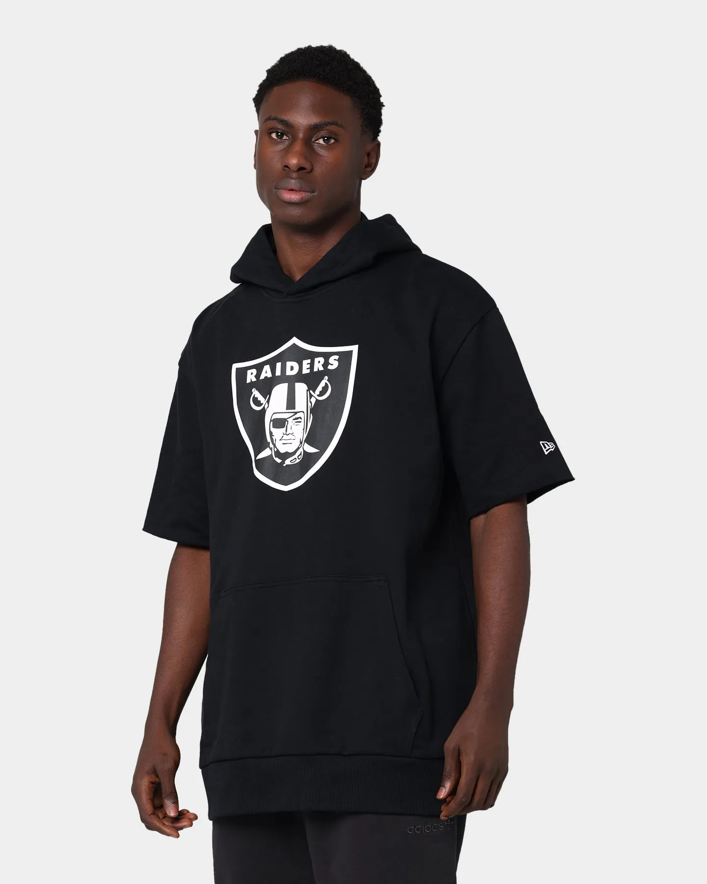 New Era Las Vegas Raiders Oversized Short Sleeve Hoodie Black Procedure