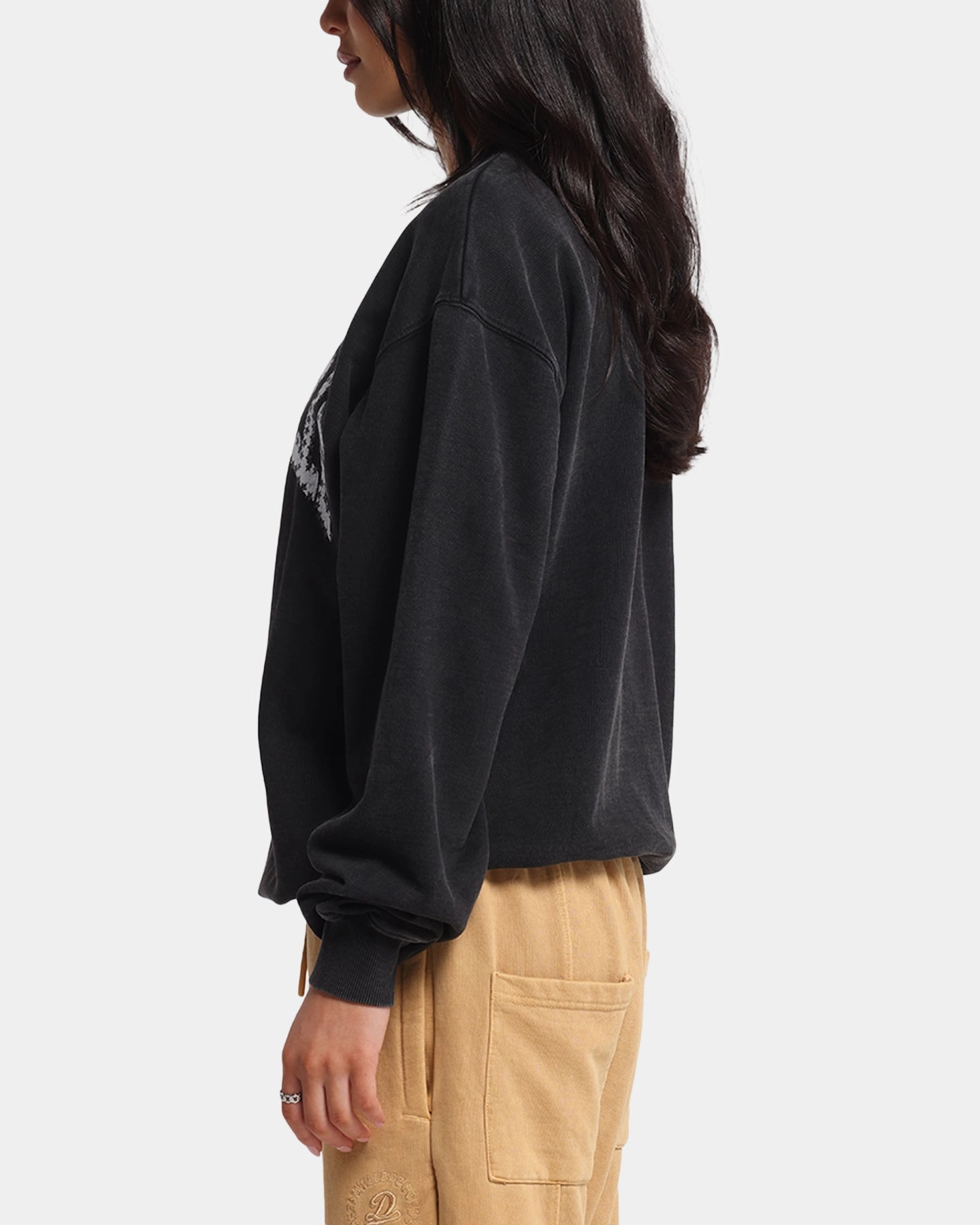 Cold Weather Look Chilly Weather Fashion Dreamville Stars Crewneck Black